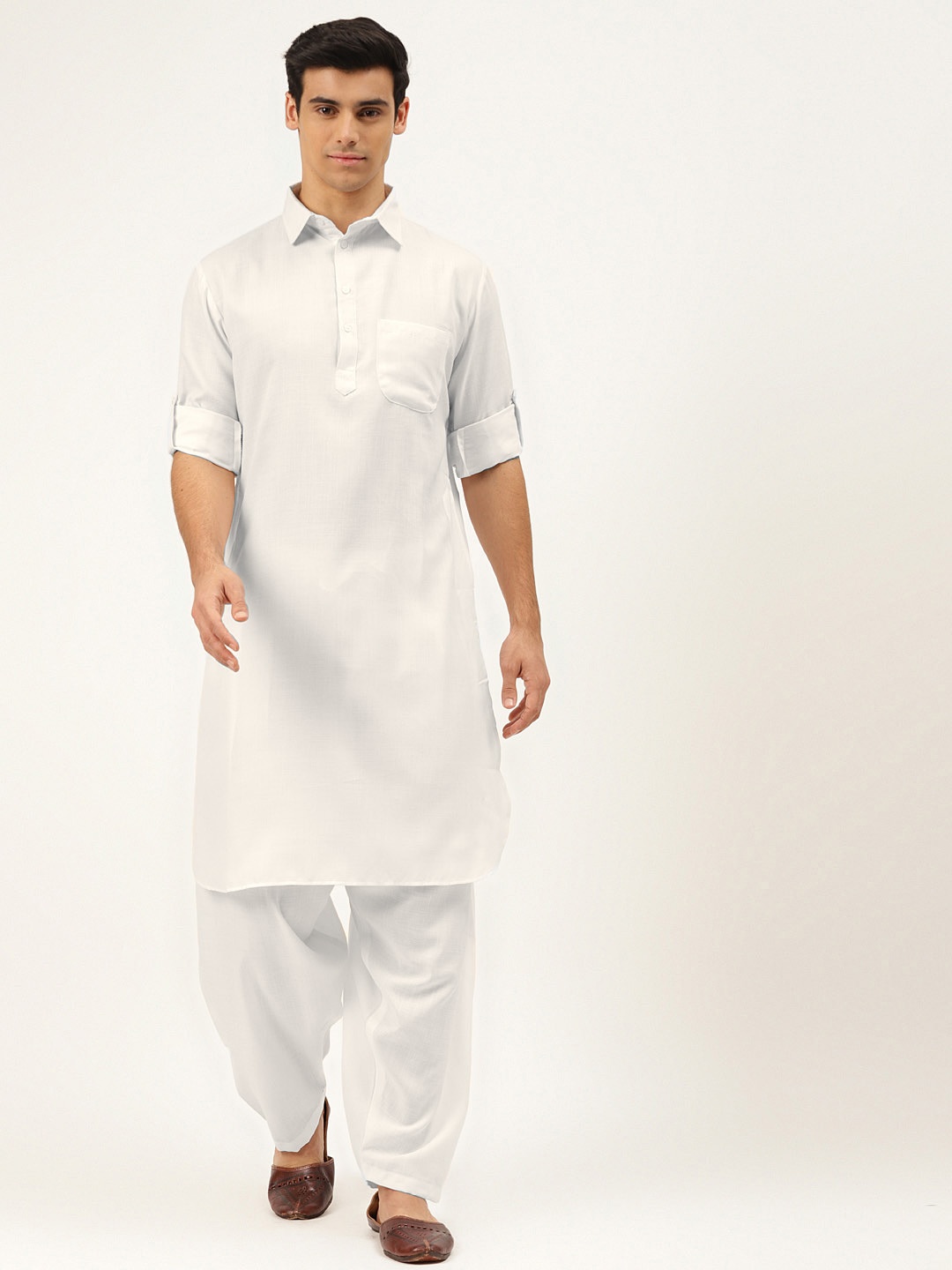 

Molly & Michel Men White Regular Pure Cotton Kurta with Salwar