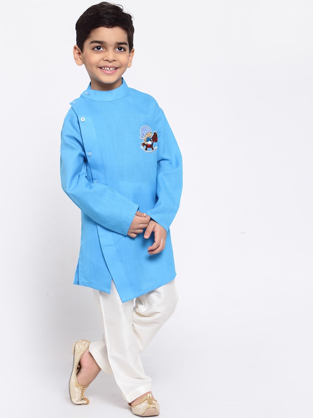 

MAXENCE Boys Blue & White Solid Linen Kurta with Salwar