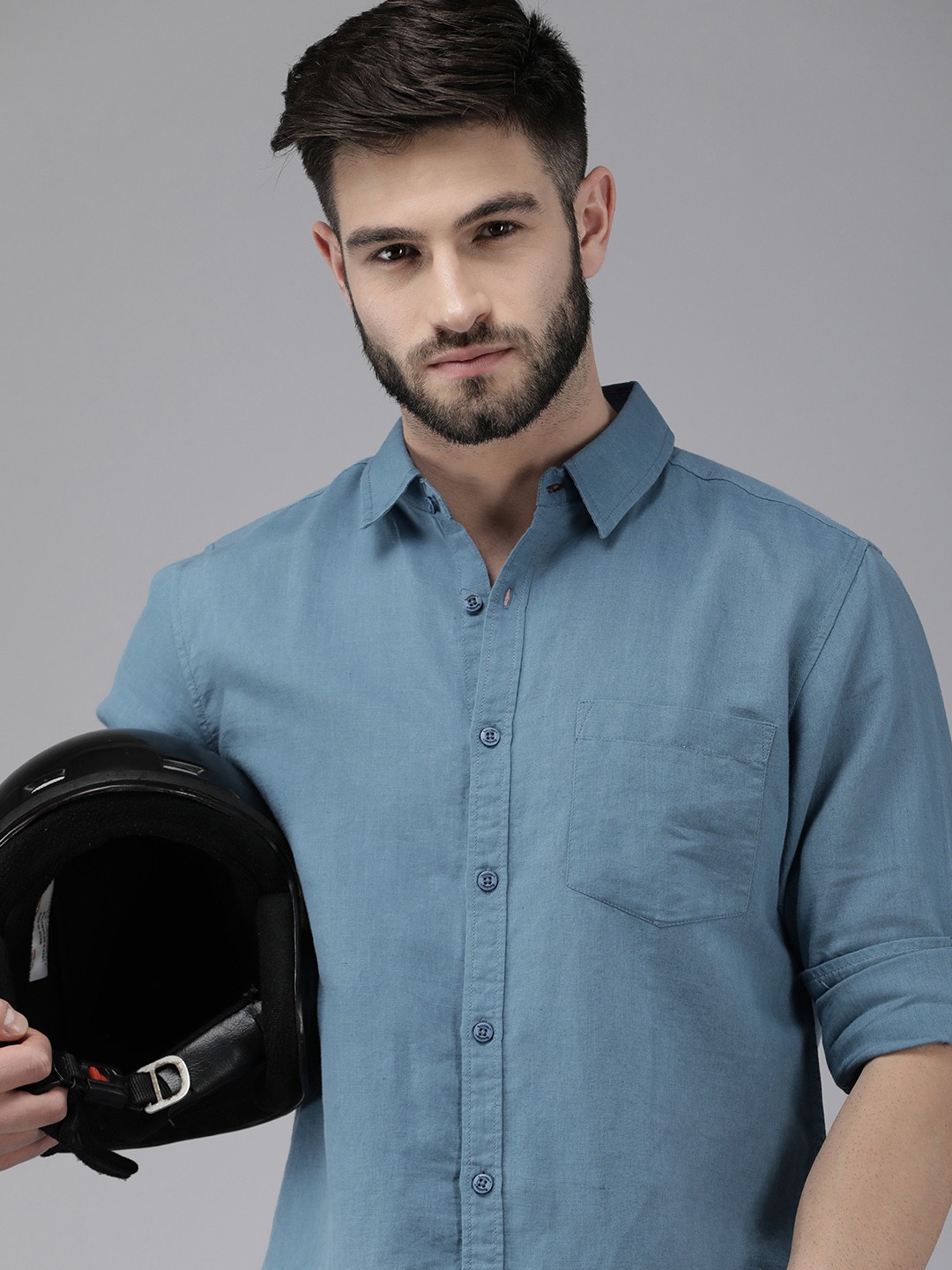 

Roadster Men Teal Blue Solid Casual Linen-Cotton Shirt