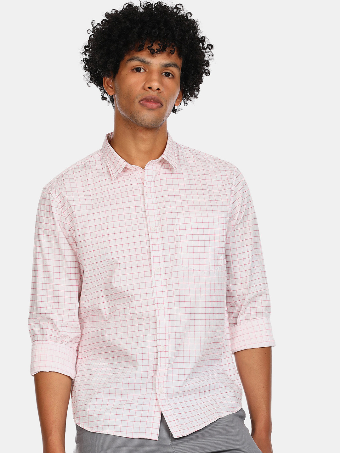 

Ruggers Men Pink Checked Casual Shirt