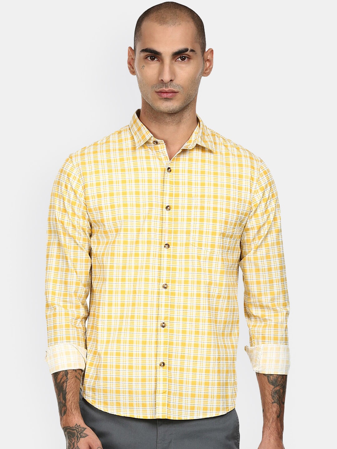 

Ruggers Men Yellow Checked Casual Shirt