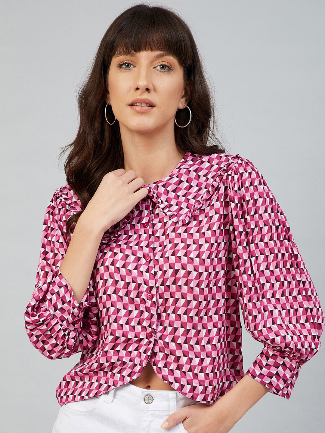

Carlton London Women Multicoloured Geometric Shirt Style Crop Top, Multi