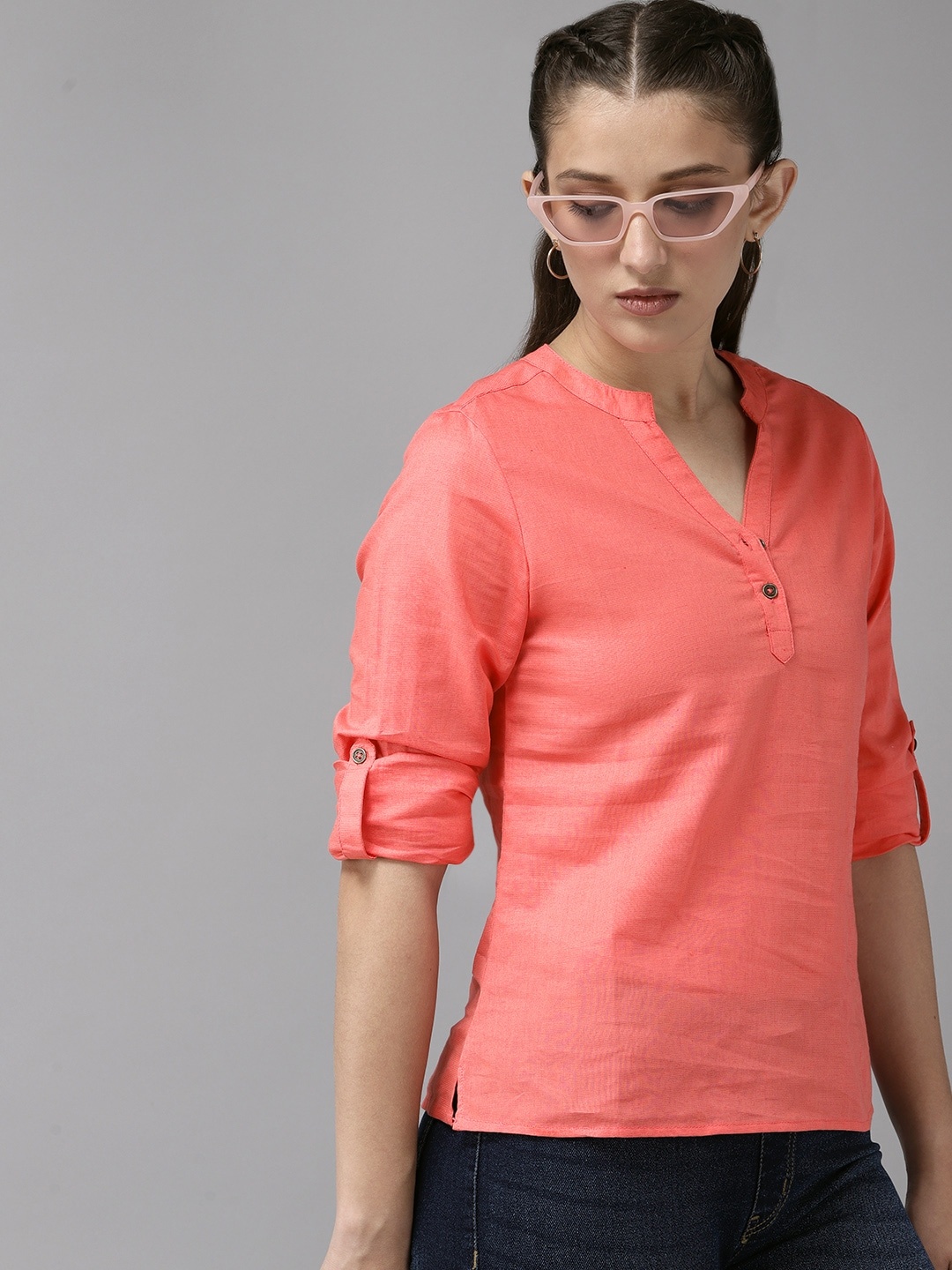 

UTH by Roadster Coral Pink Solid Mandarin Collar Roll-Up Sleeves Regular Top