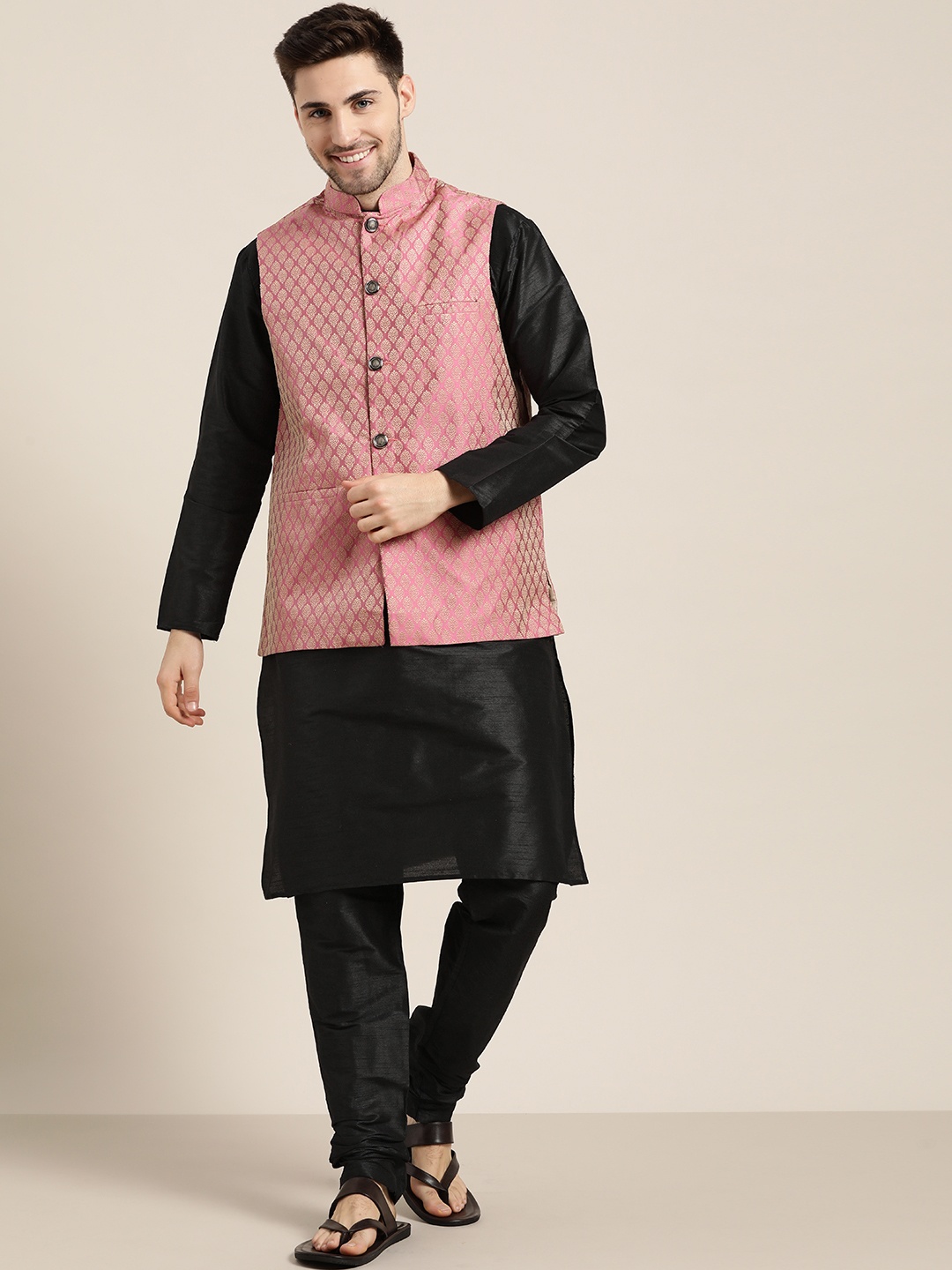 

SOJANYA Men Black Kurta with Churidar & Nehru Jacket