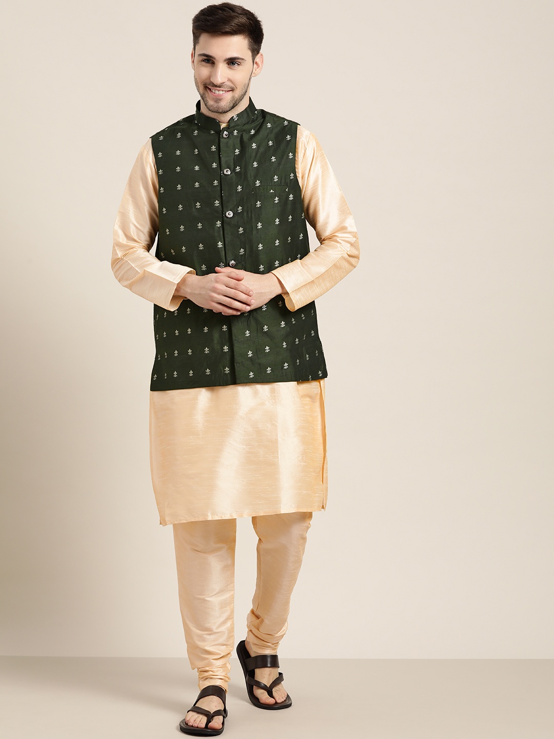 

SOJANYA Men Beige & Green Solid Jacquard Kurta with Churidar & Woven Design Nehru Jacket