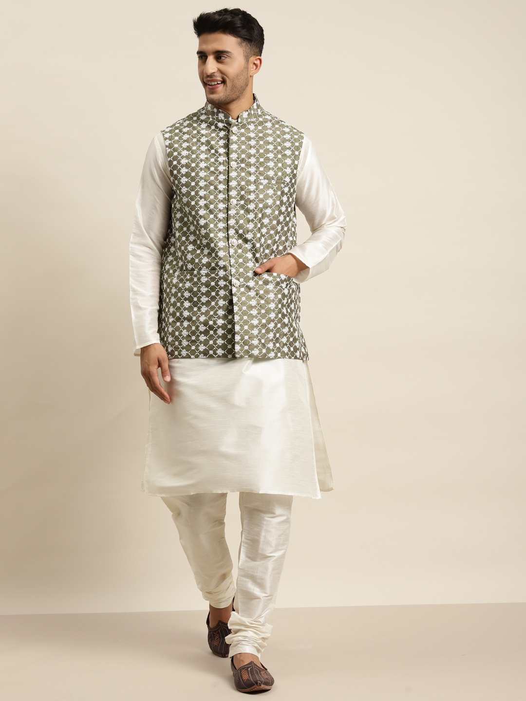 

SOJANYA Men Off White & Olive Green Solid Kurta with Churidar & Embroidered Nehru Jacket