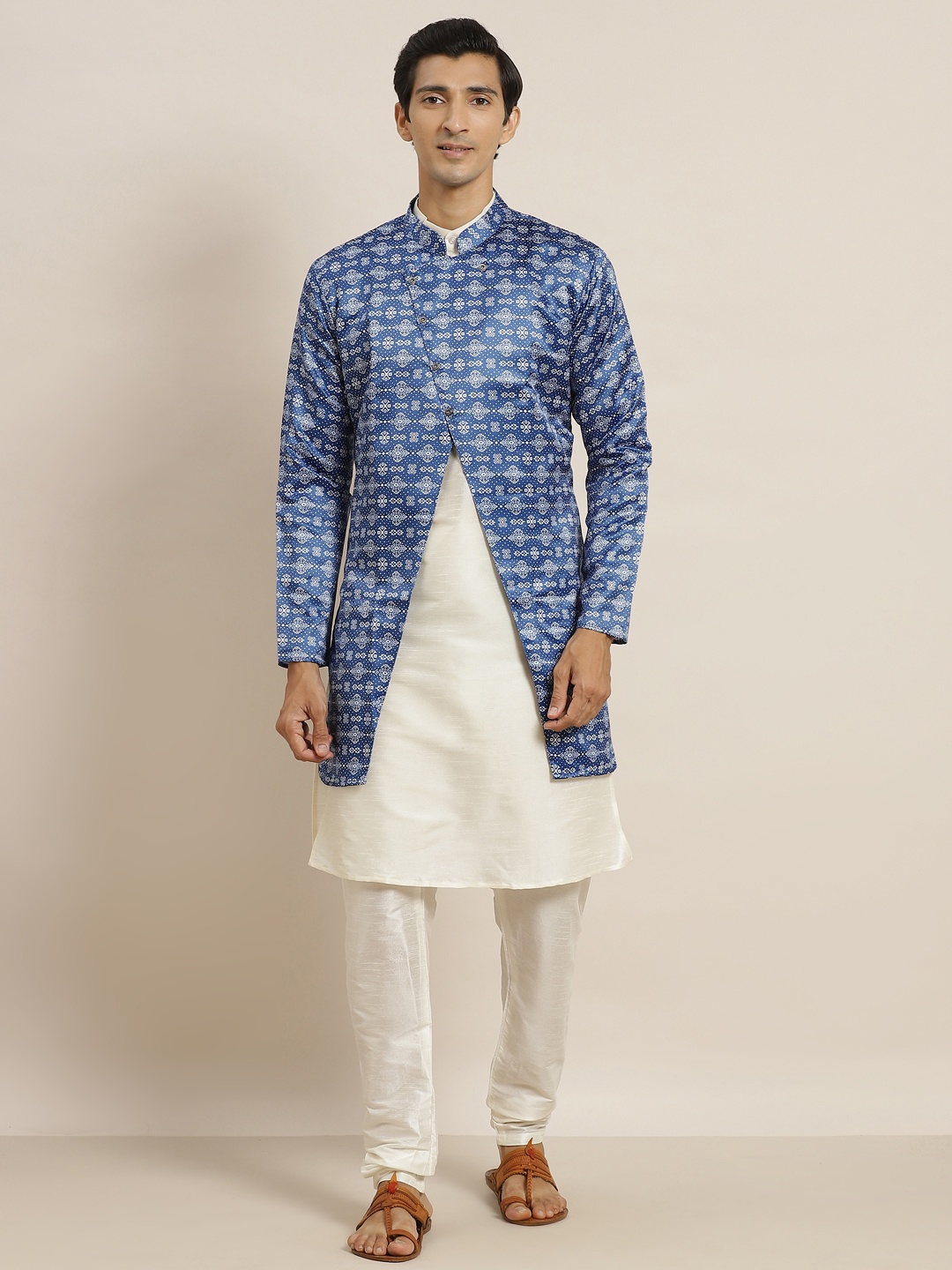 

SOJANYA Men Off White Solid Kurta with Churidar & Printed Jacket
