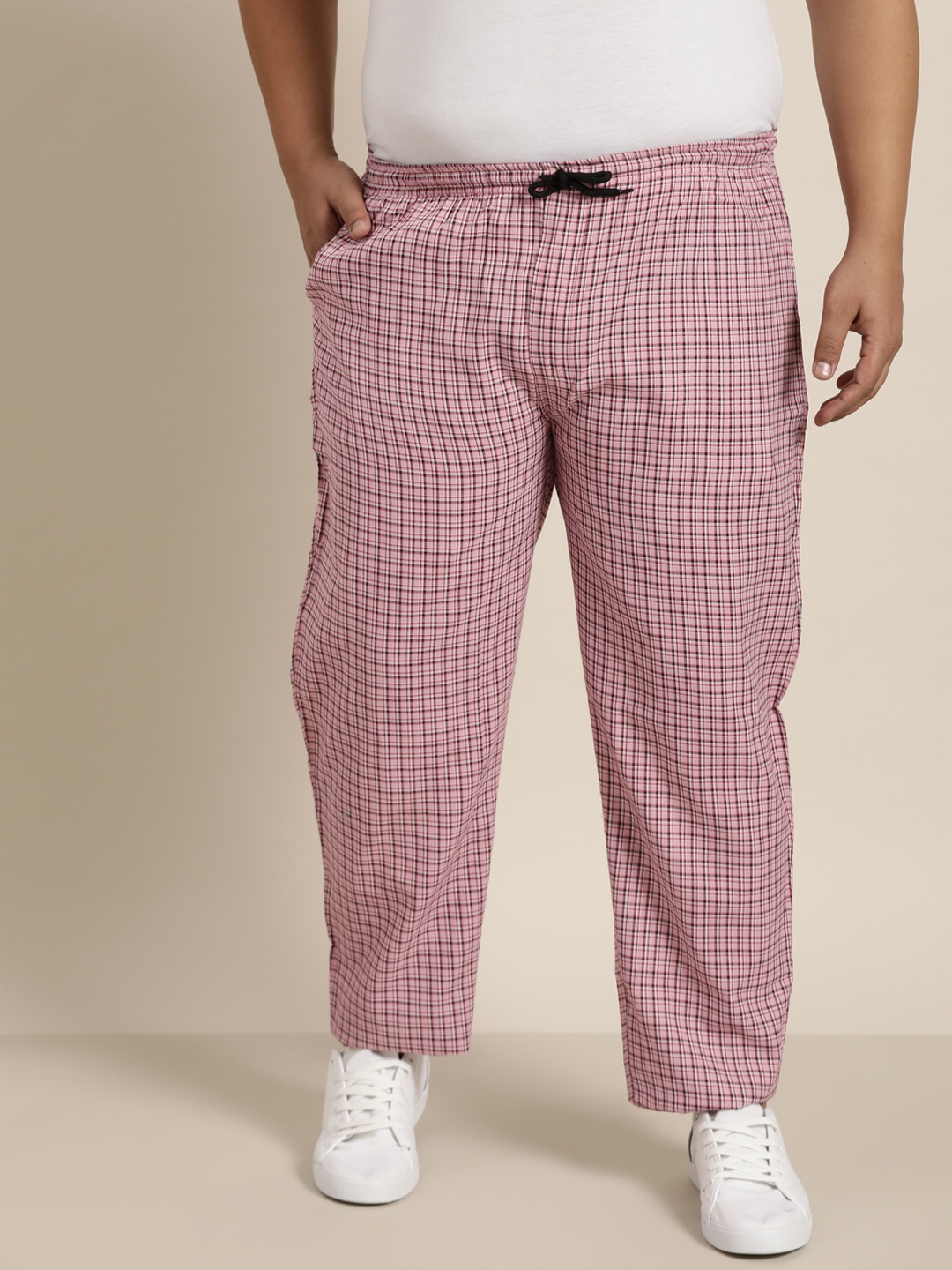 

SOJANYA PLUS Men Pink & White Checked Pure Cotton Track Pants