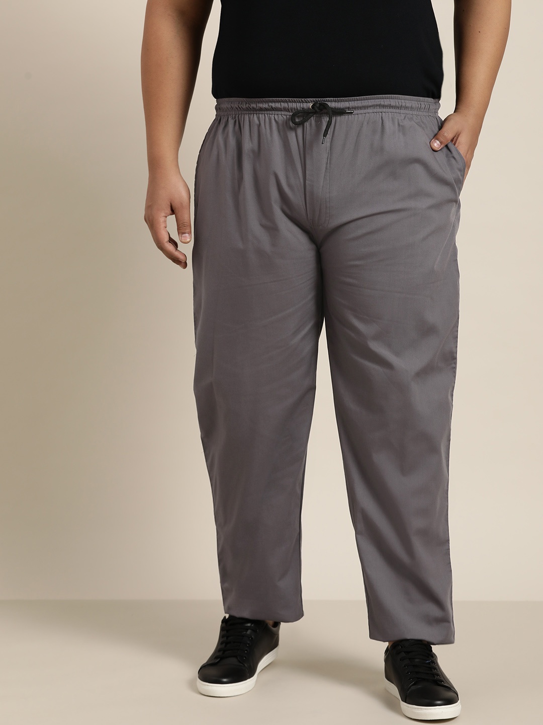 

SOJANYA PLUS Men Charcoal Grey Solid Pure Cotton Track Pants