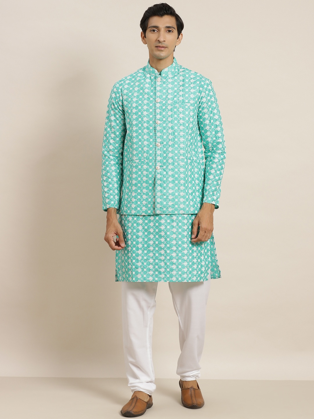 

SOJANYA Men Turquoise Blue & White Ethnic Motifs Embroidered Kurta with Churidar & Jacket