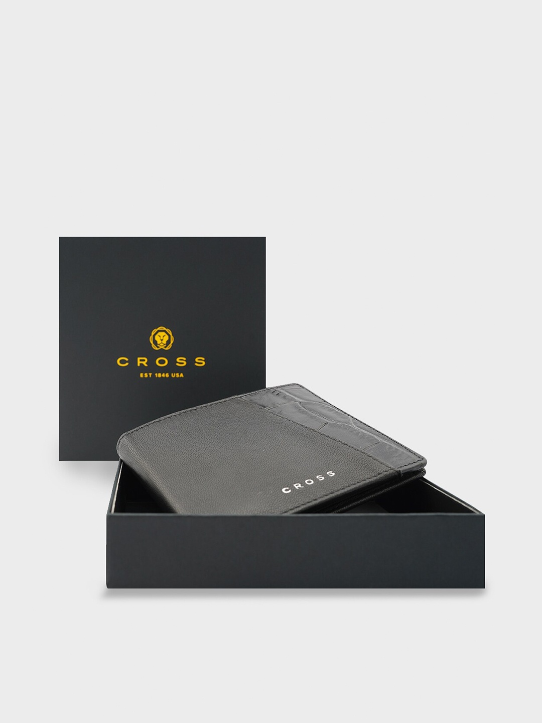 

Cross Men Black Textured Seneca Slim Wallet