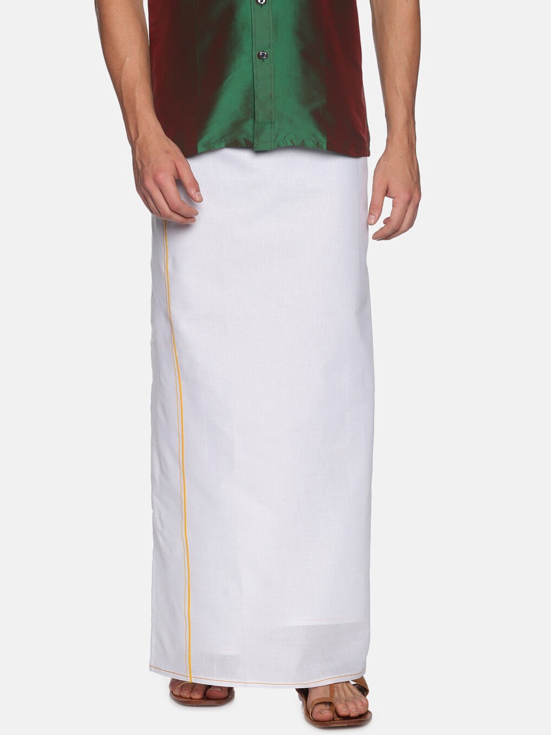 

Chennis Men White & Yellow Solid Pure Cotton Dhoti