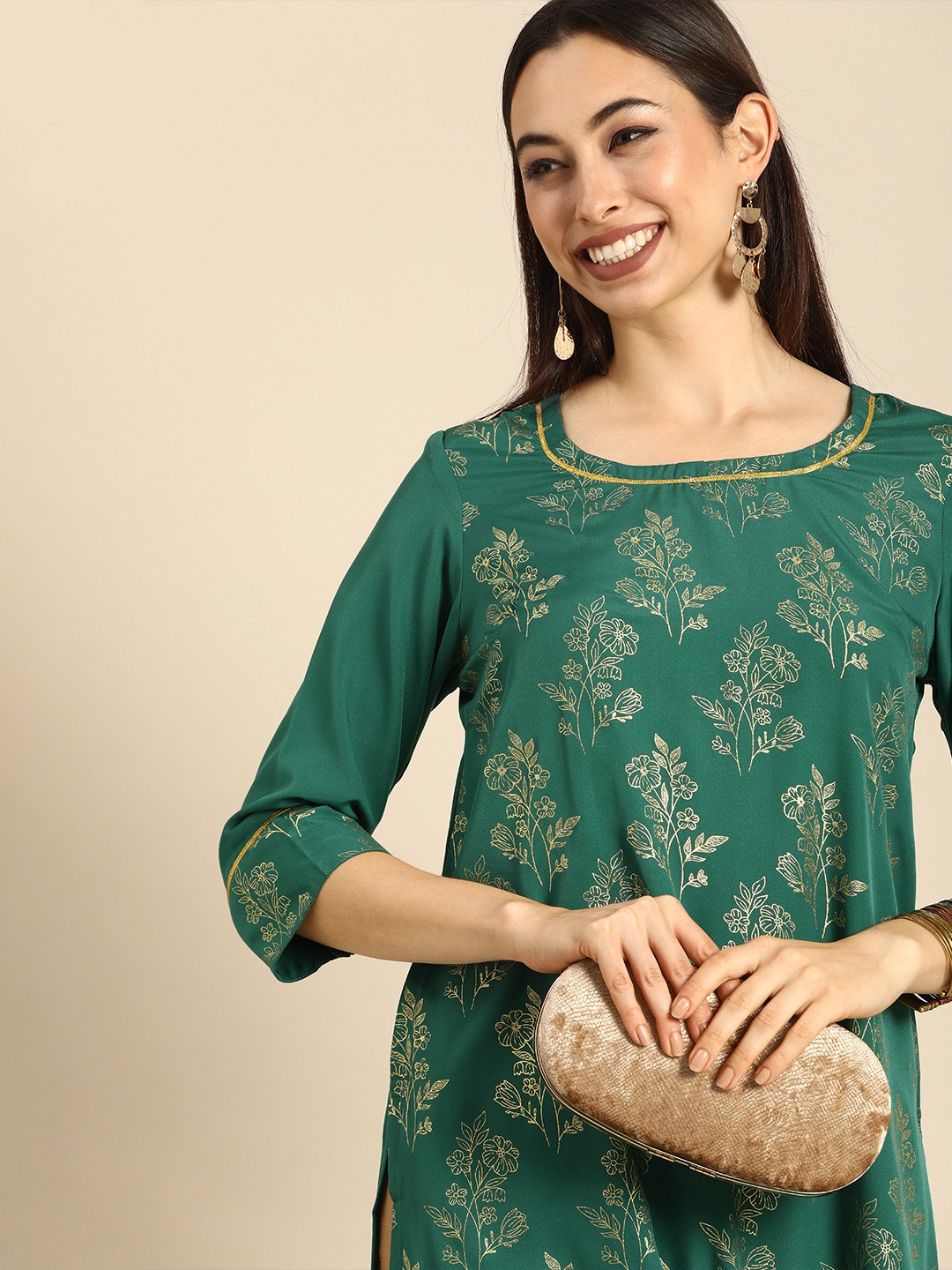 

Anouk Women Green & Gold-Toned Floral Printed Floral Kurta
