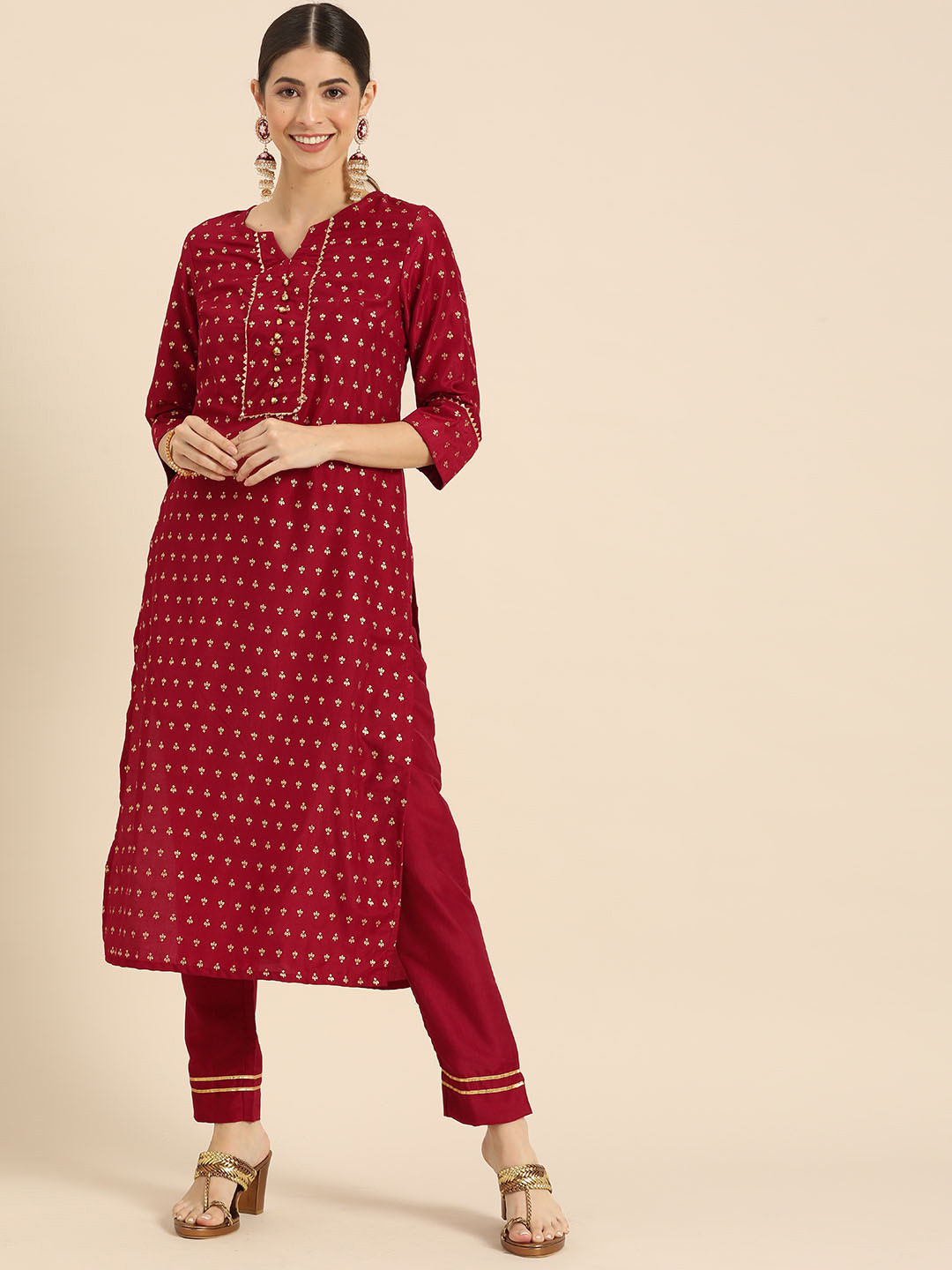 

Anouk Women Maroon Floral Printed Regular Kurta with Trousers