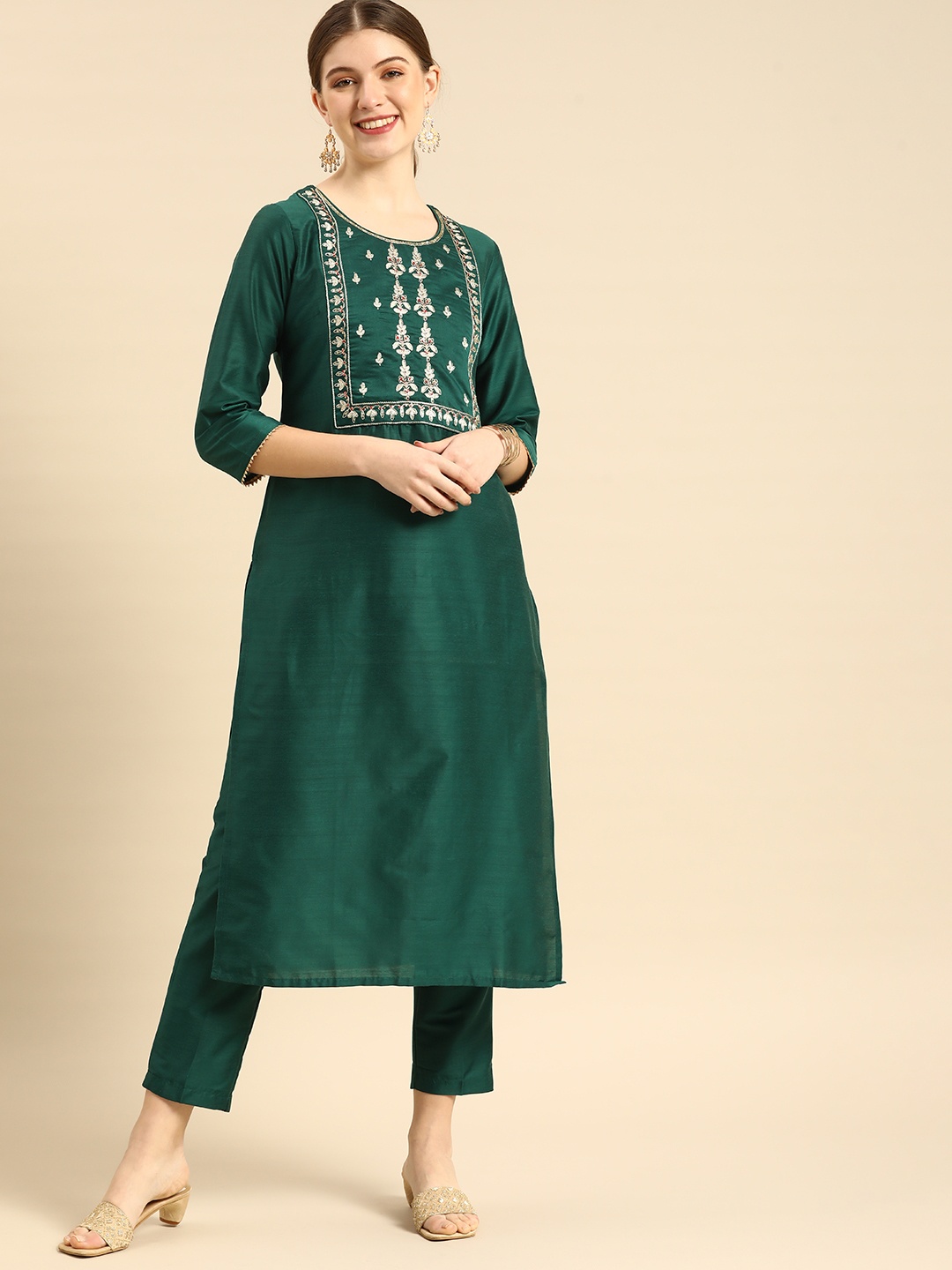 

Anouk Women Green & Golden Ethnic Motifs Embroidered Kurta with Trousers