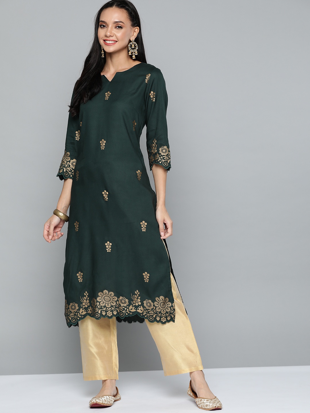 

HERE&NOW Women Green & Golden Ethnic Motifs Printed Kurta with Trousers