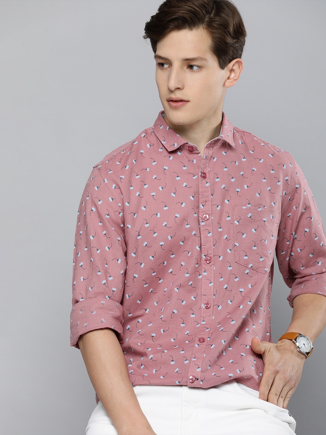 

Mast & Harbour Men Pink & Blue Slim Fit Floral Printed Cotton Linen Casual Shirt