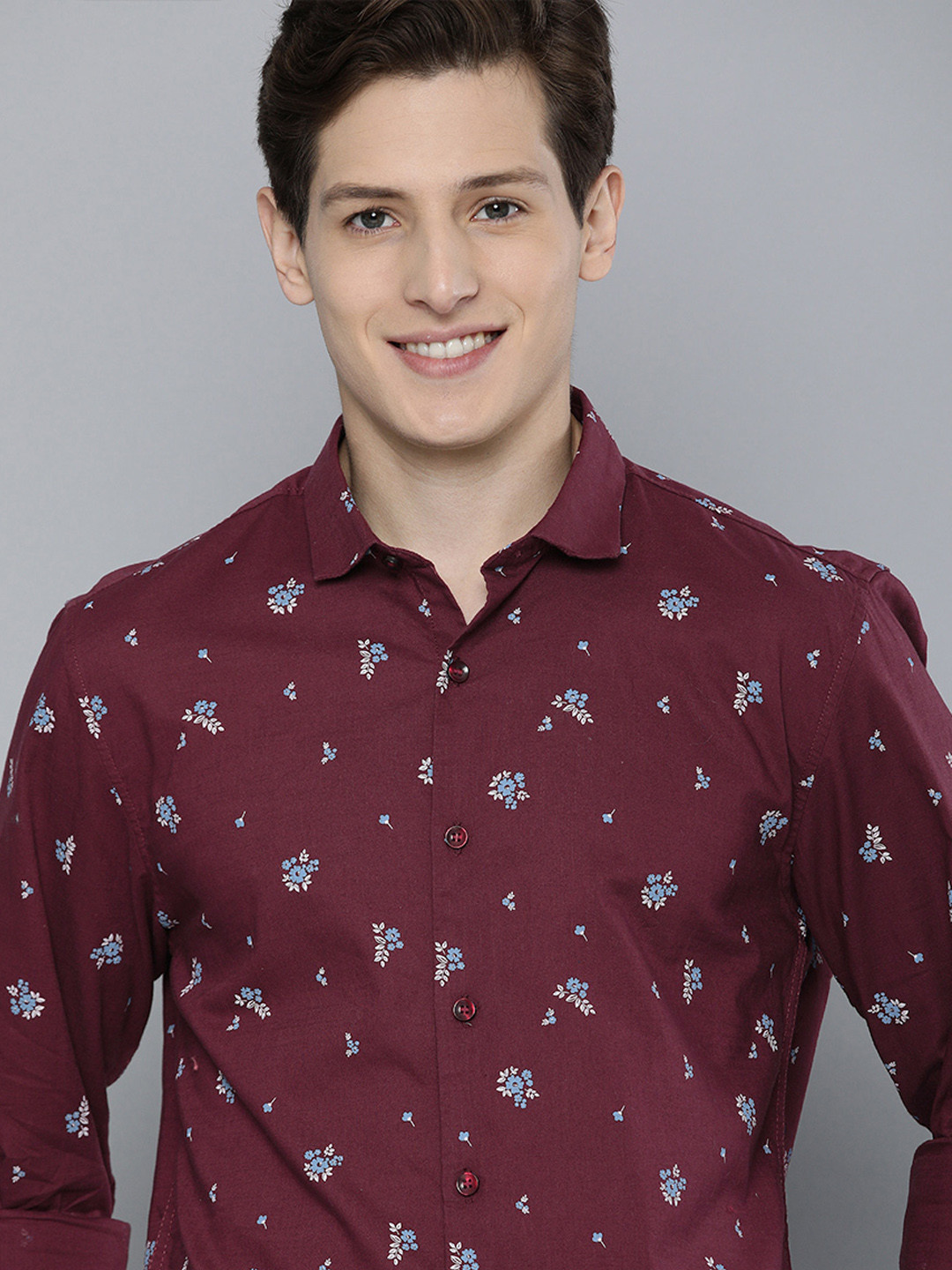 

Mast & Harbour Men Maroon Slim Fit Floral Printed Casual Shirt
