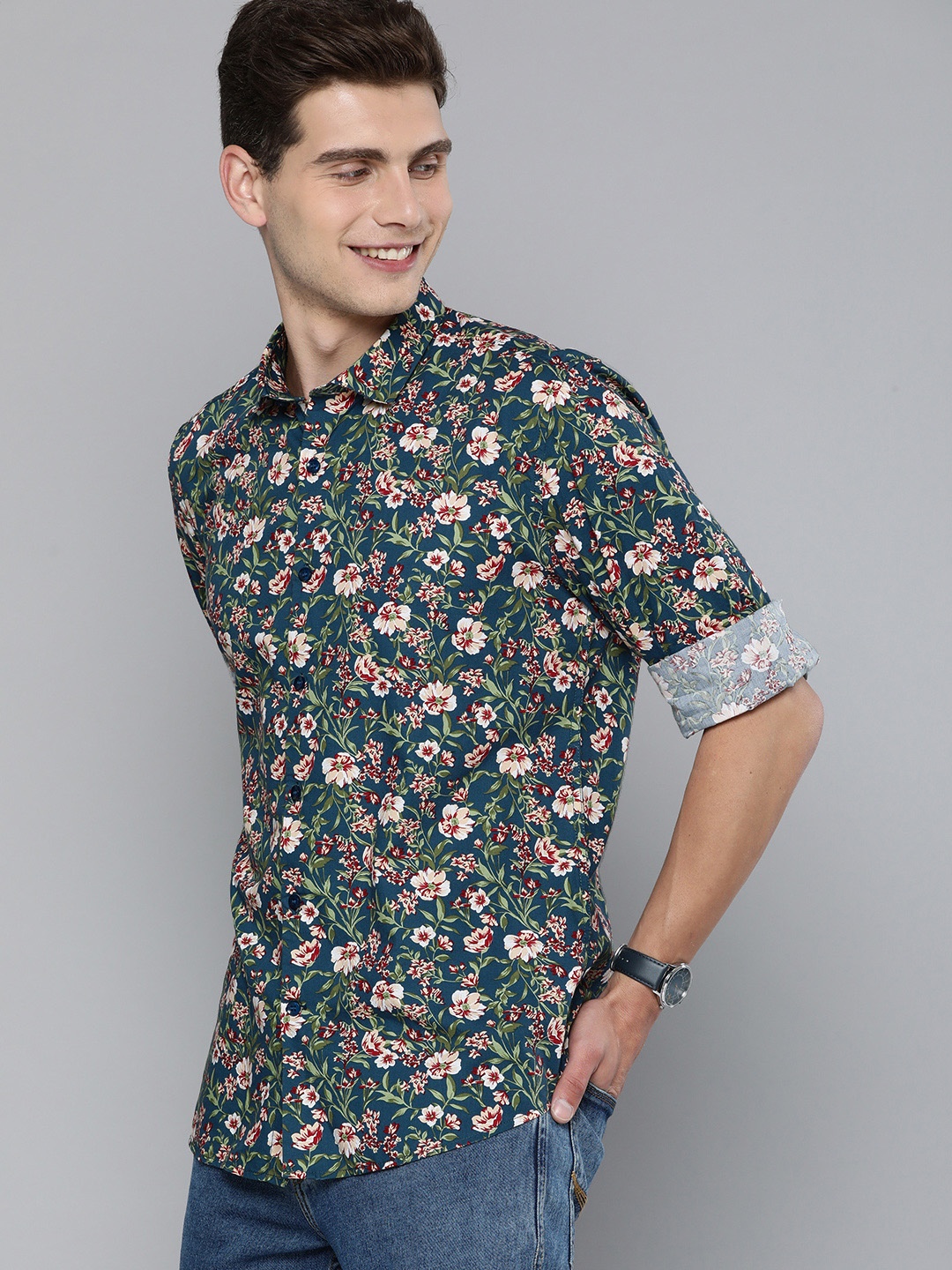 

Mast & Harbour Men Blue Floral Opaque Printed Casual Shirt