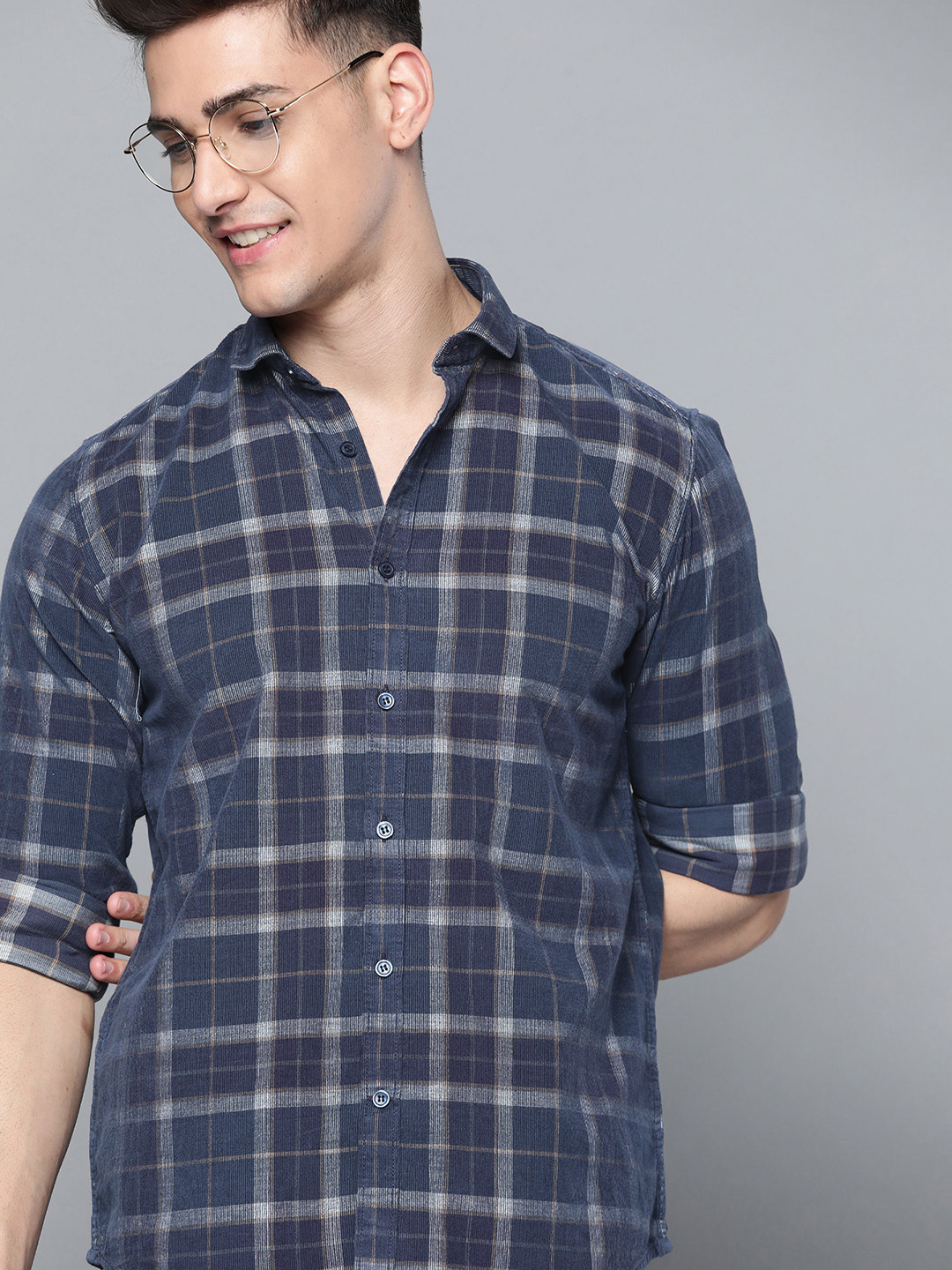 

Mast & Harbour Men Navy Blue Checked Pure Cotton Corduroy Casual Shirt