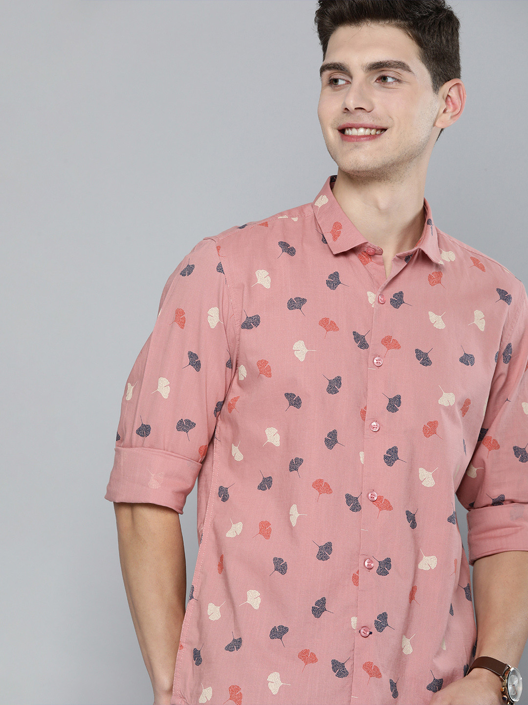 

Mast & Harbour Men Ash Rose Slim Fit Floral Printed Opaque Pure Cotton Casual Shirt