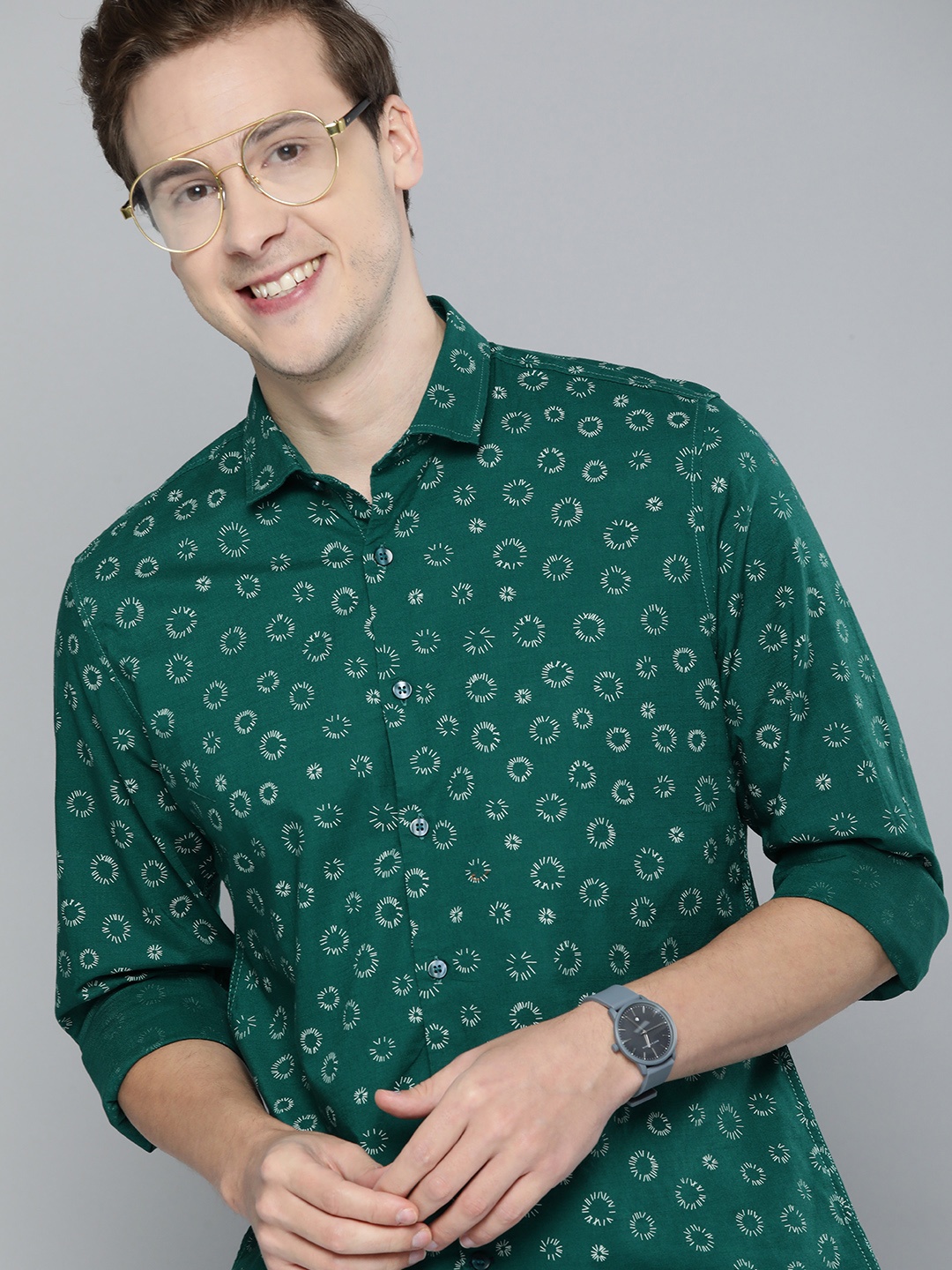 

Mast & Harbour Men Green & White Slim Fit Printed Pure Cotton Casual Shirt