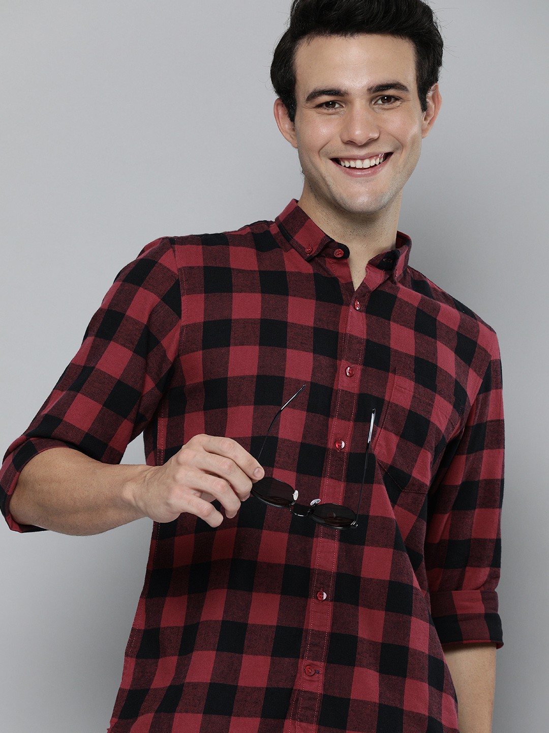 

Mast & Harbour Men Black Slim Fit Buffalo Checks Casual Shirt