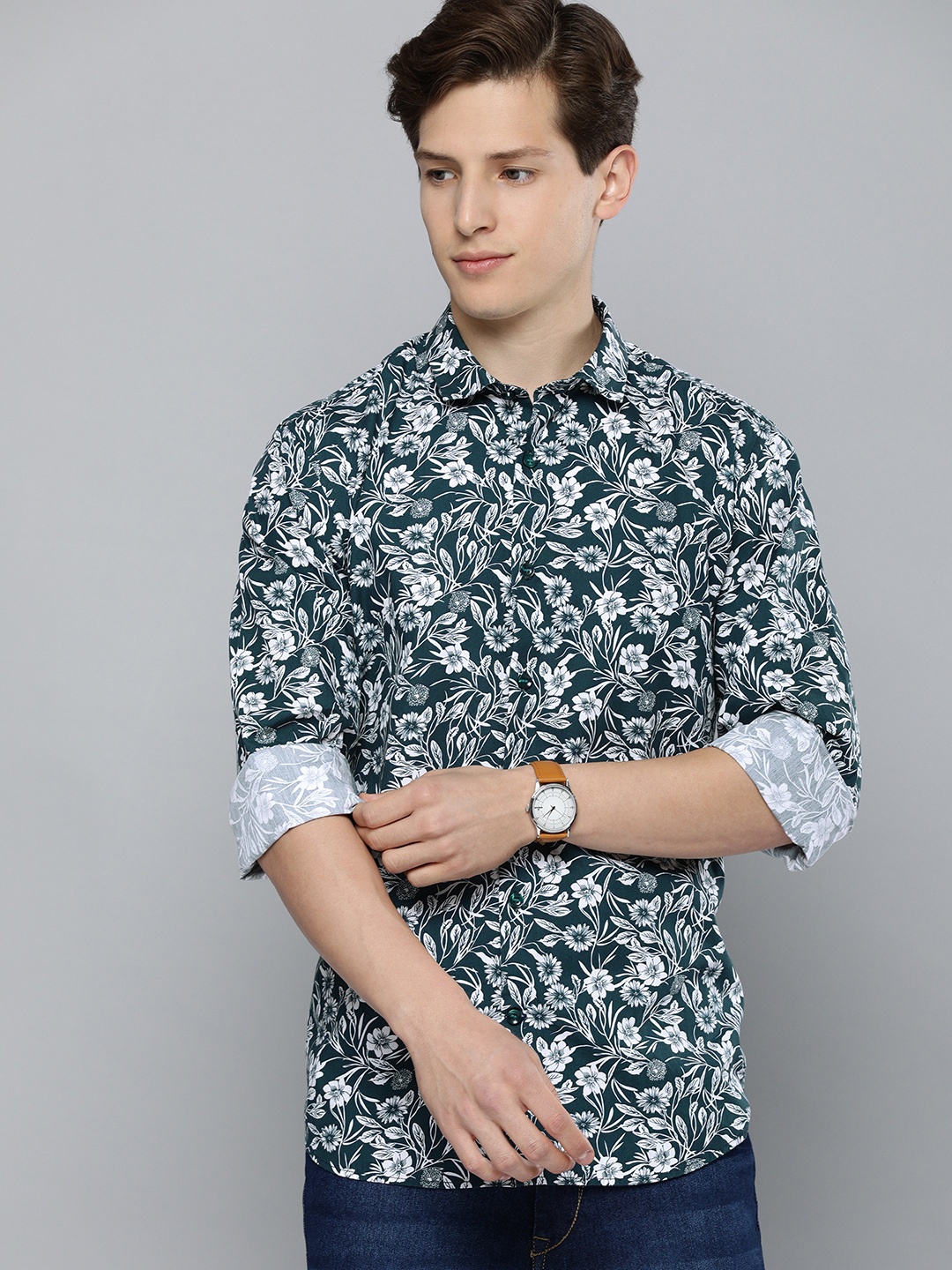 

Mast & Harbour Men Blue Slim Fit Conversational Printed Opaque Pure Cotton Casual Shirt