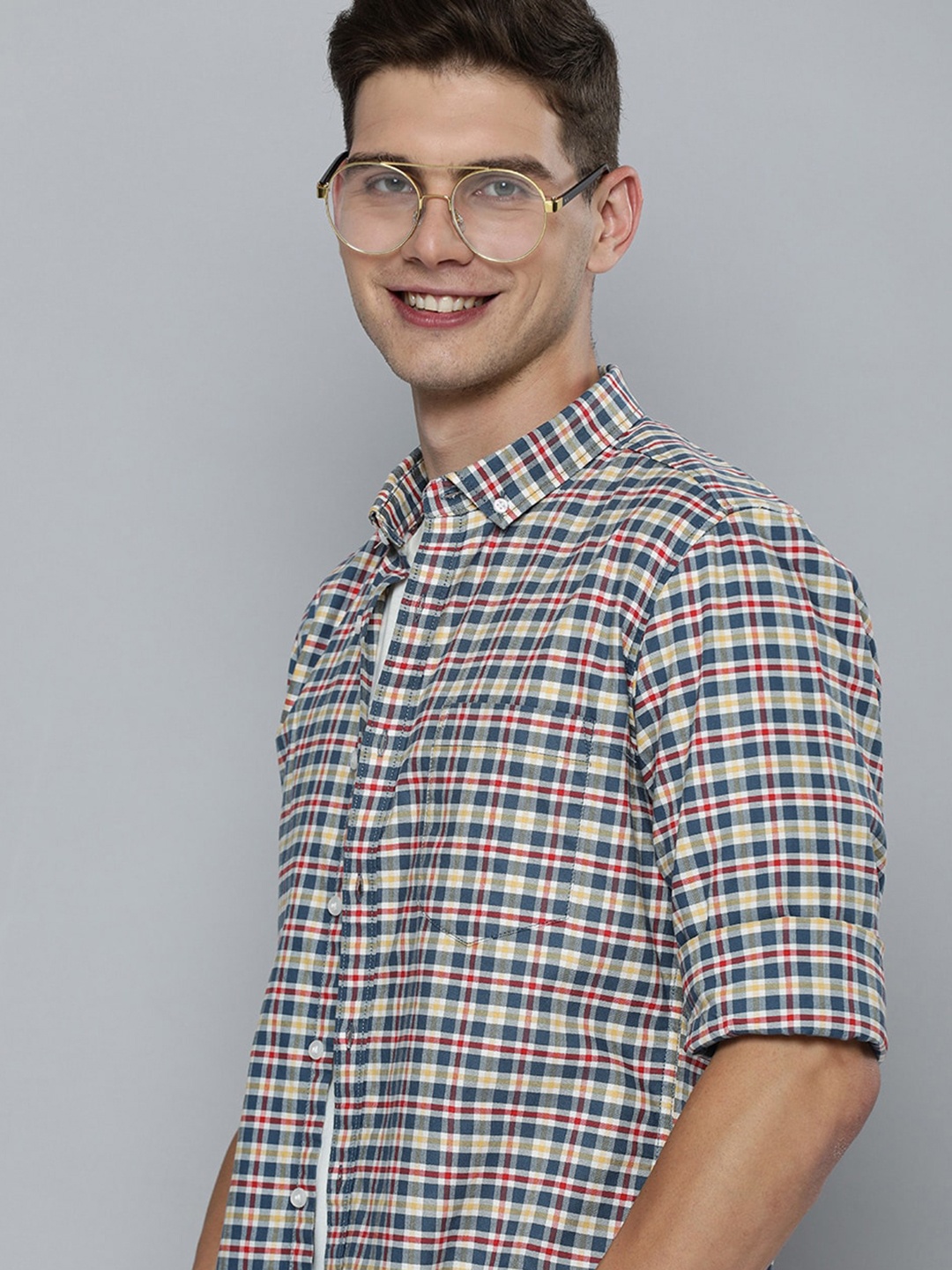 

Mast & Harbour Men Yellow & Blue Checked Casual Shirt