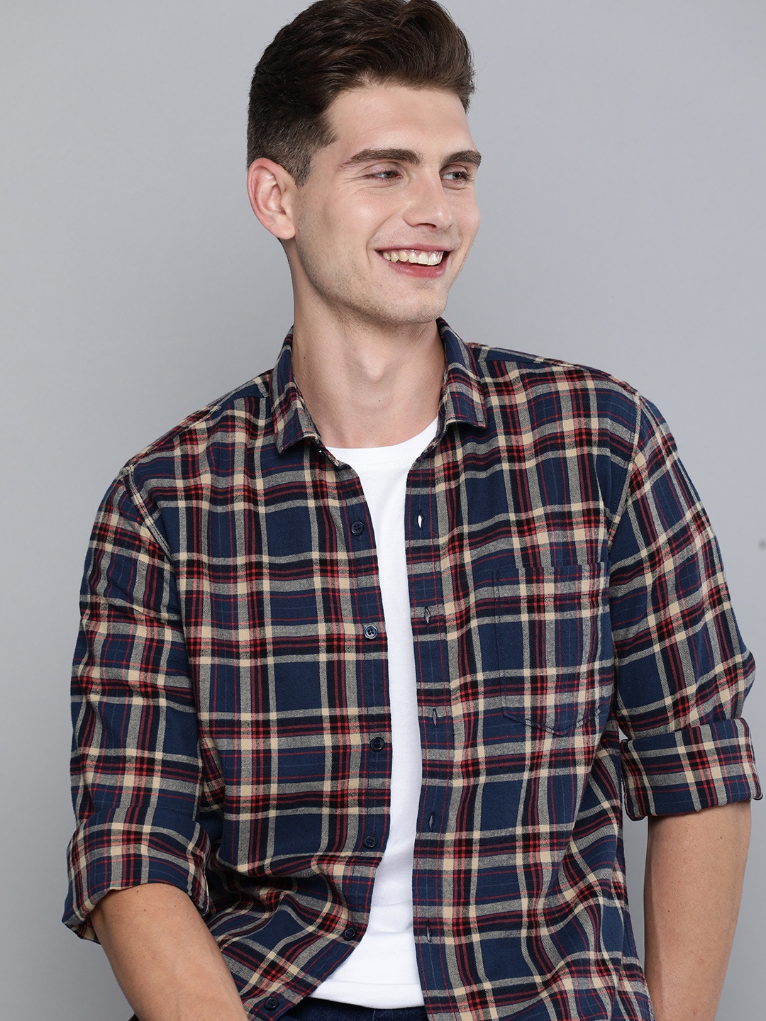 

Mast & Harbour Men Blue & Red Checked Casual Shirt