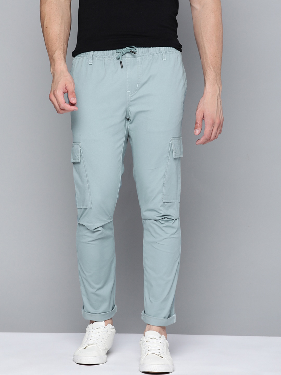 

Mast & Harbour Men Blue Solid Cargos Trousers