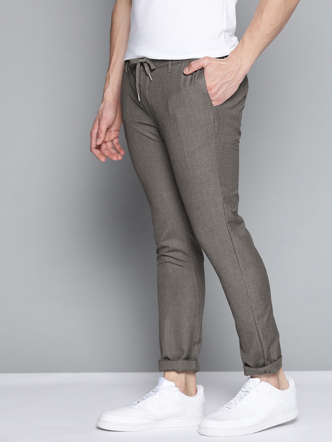 

Mast & Harbour Men Grey Self Design Trousers