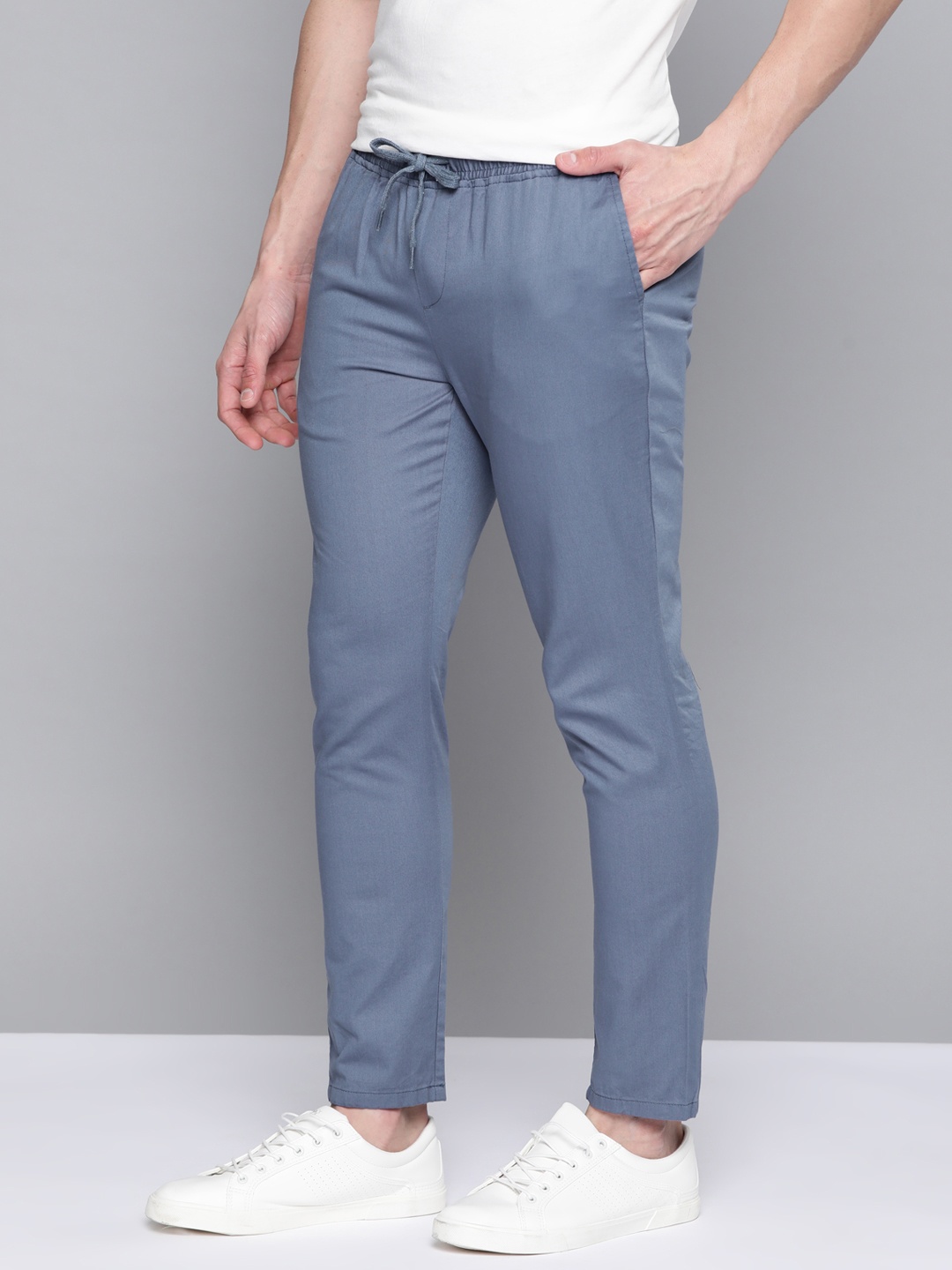 

Mast & Harbour Men Blue Solid Trousers