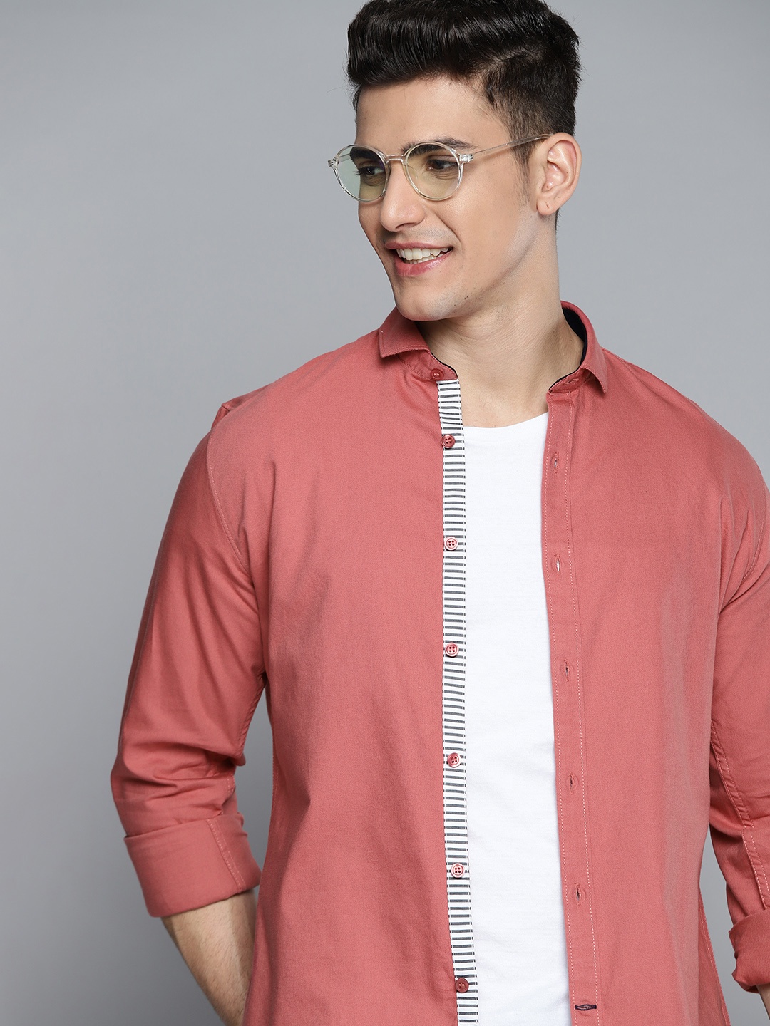 

Mast & Harbour Men Pink Solid Cotton Casual Shirt