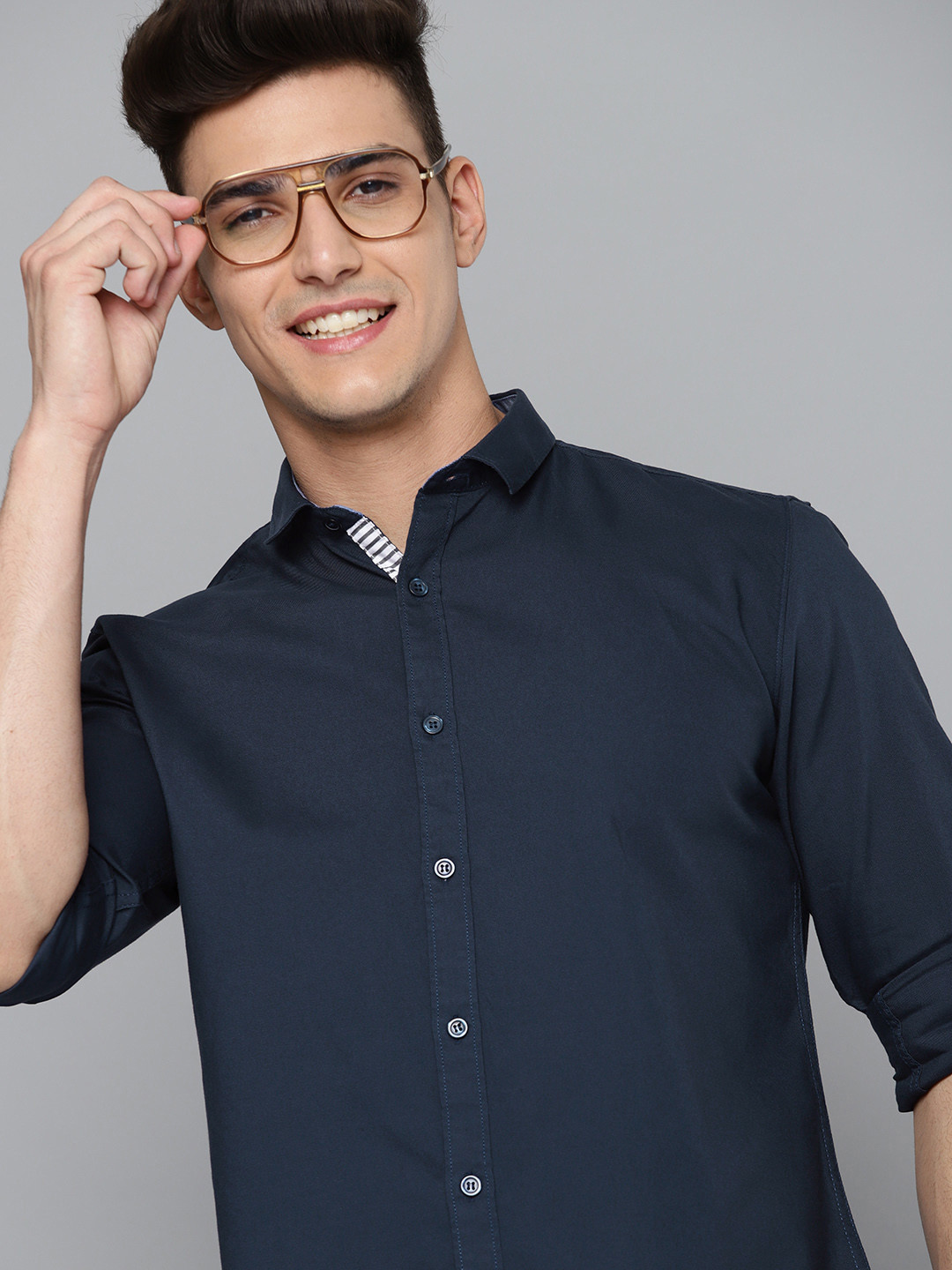 

Mast & Harbour Men Teal Blue Solid Pure Cotton Casual Shirt