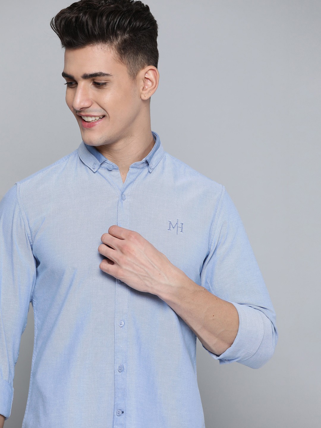 

Mast & Harbour Men Blue Regular Fit Casual Shirt