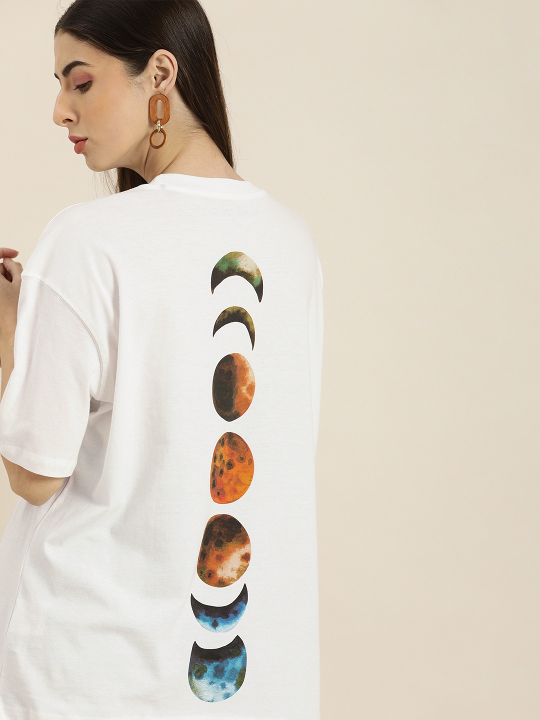 

Moda Rapido Women White & Black Printed Extended Sleeves T-shirt