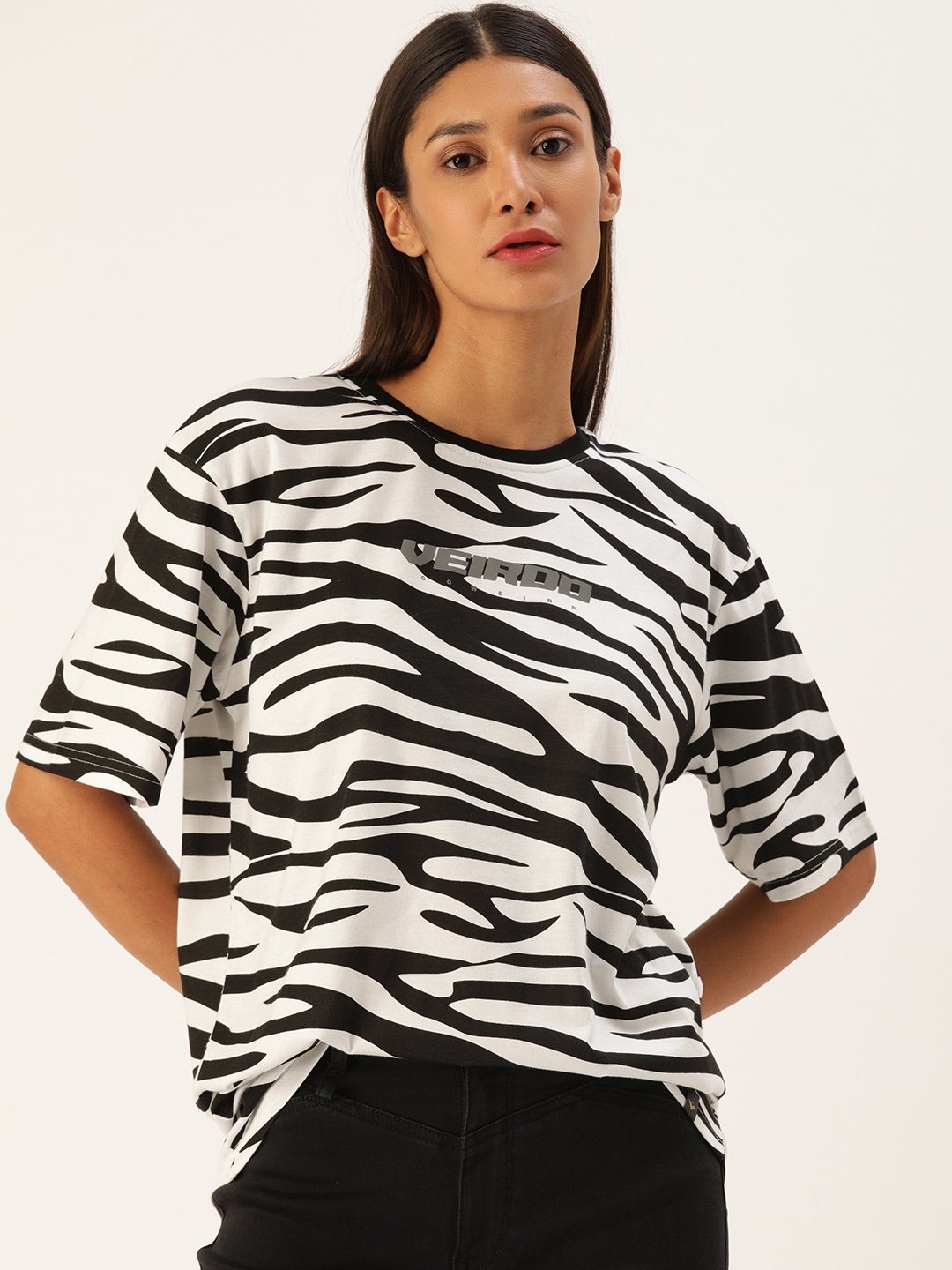 

VEIRDO Women White & Black Zebra Print Cotton Oversize T-shirt