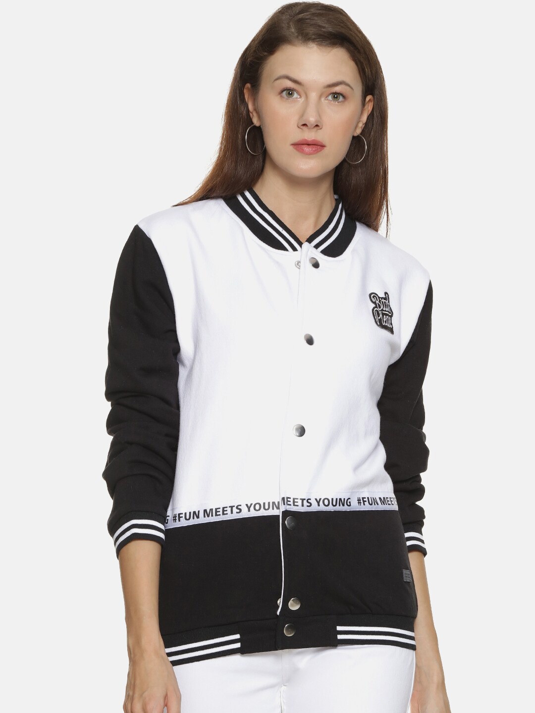 

Campus Sutra Women White & Black Colourblocked Sweatshirt