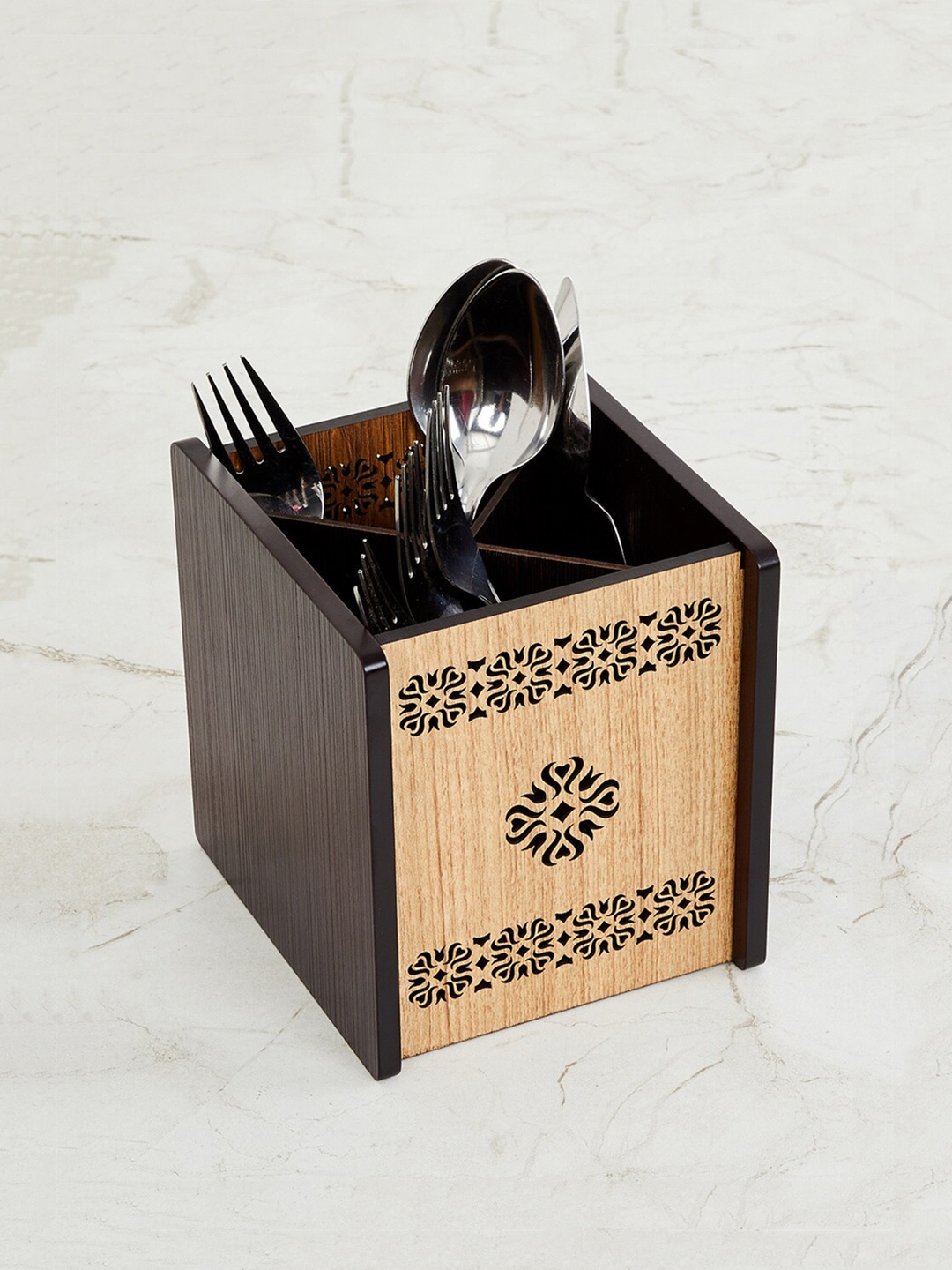 

Home Centre Brown Oakland Celona Reversible Cutlery Holder