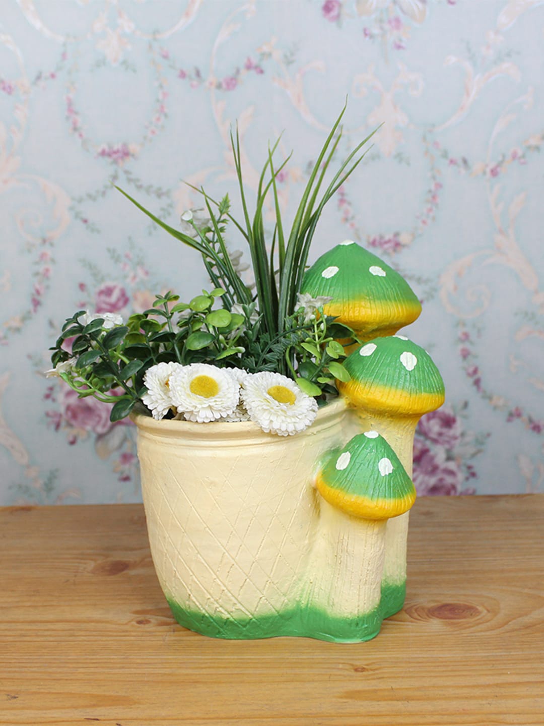 

Wonderland Beige & Green Mushroom Pot Planters