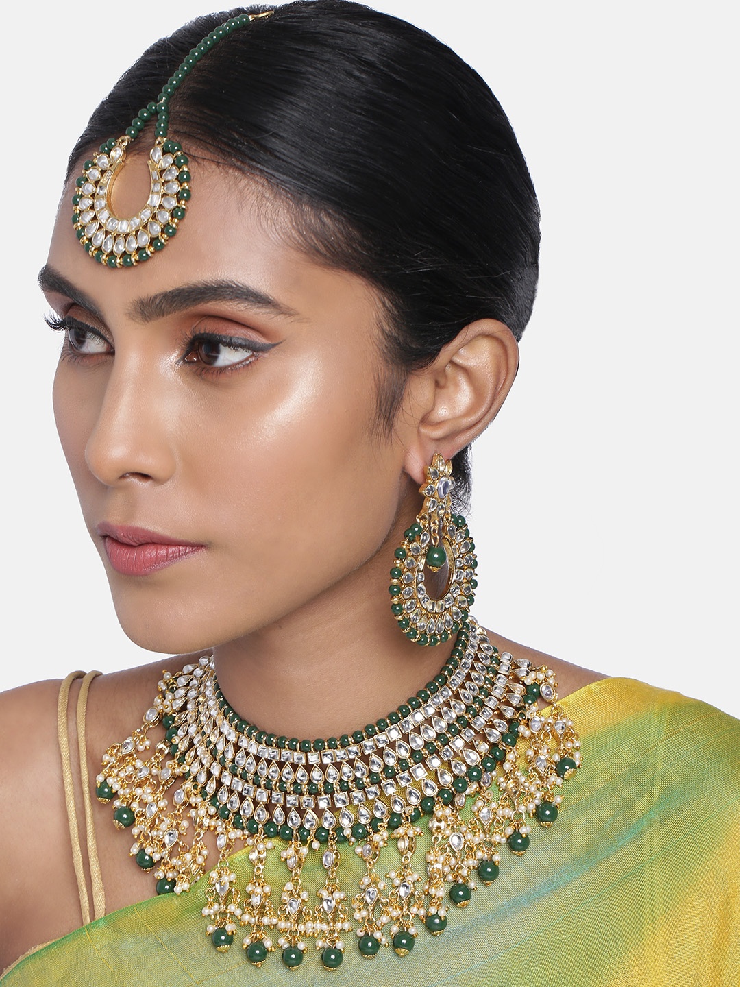

Peora Green & White Gold Plated Kundan and Pearl Studded Jewellery Set