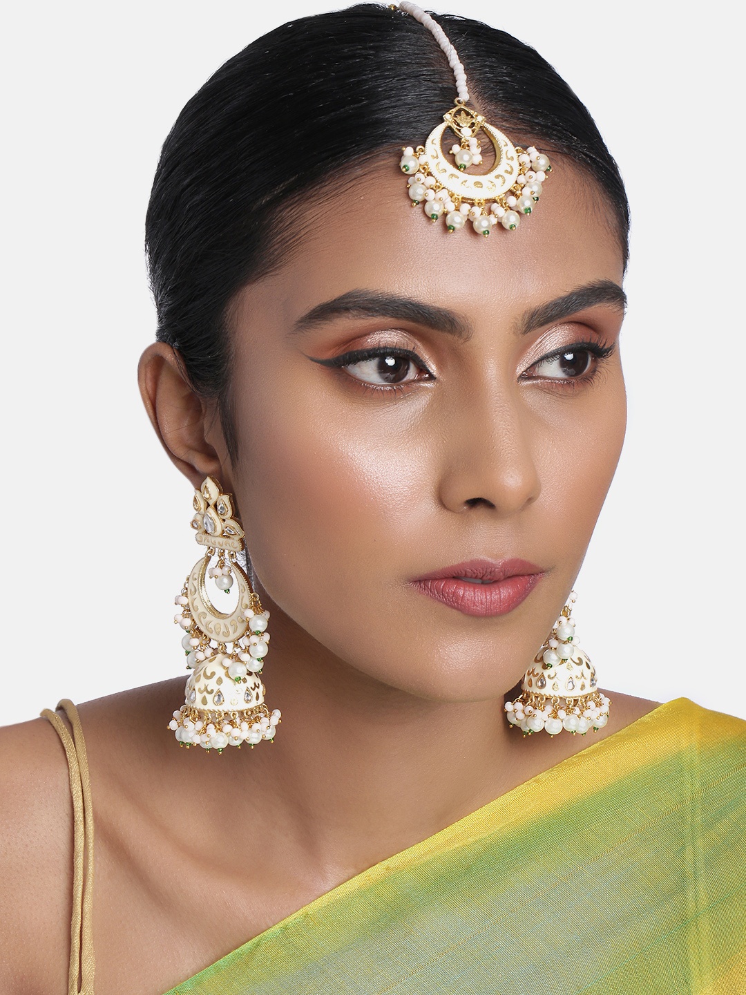 

Peora Cream-Coloured Gold Plated Enamelled Jewellery Set