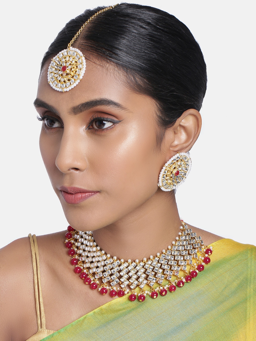 

Peora White & Maroon Gold-Plated Kundan Studded Jewellery Set