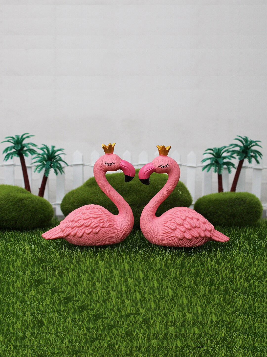 

Wonderland Set Of 2 Pink & Gold-Toned Flamingo Garden Accessories
