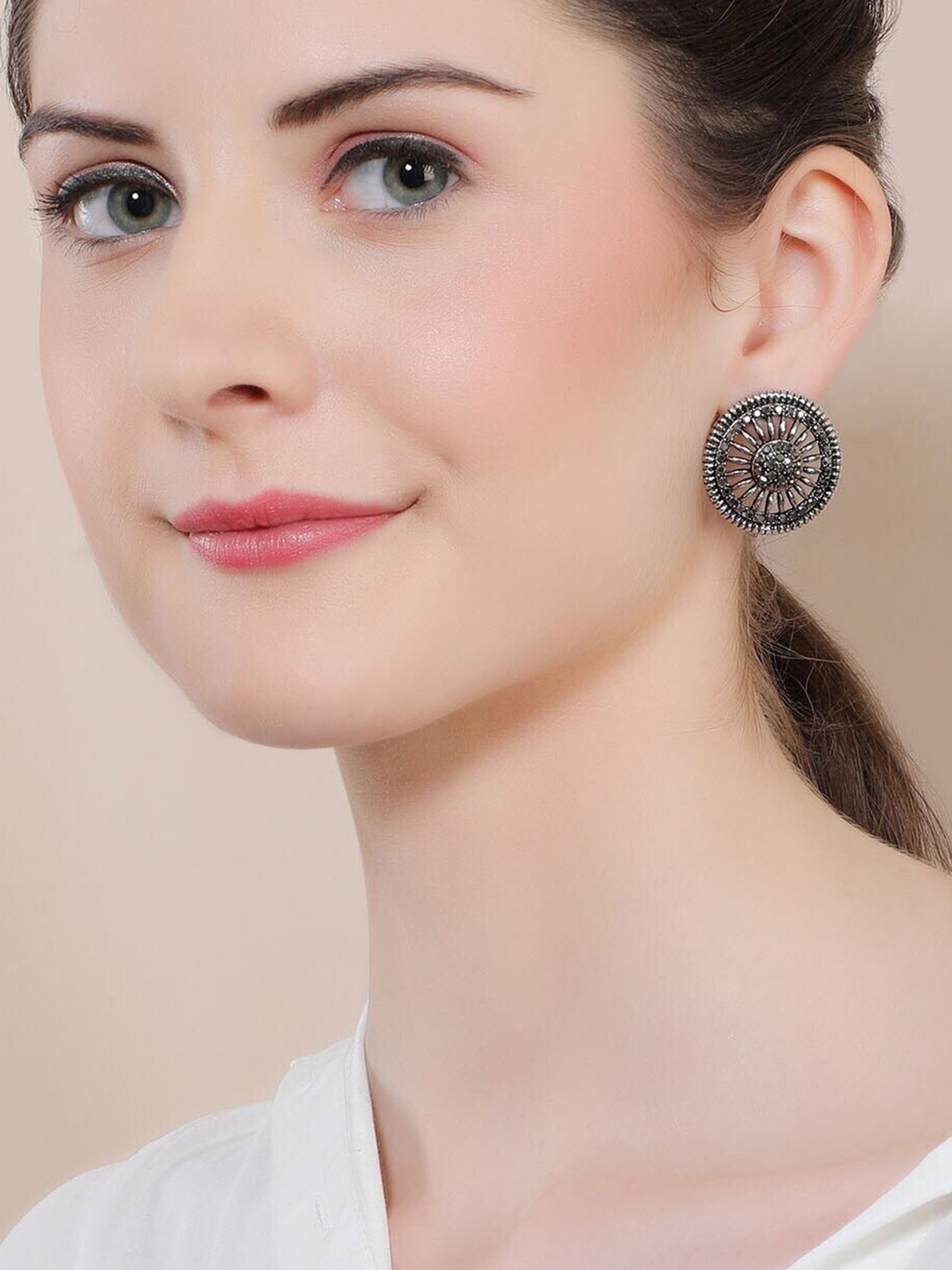 

Rubans Silver-Toned Handcrafted Circular Studs Earrings