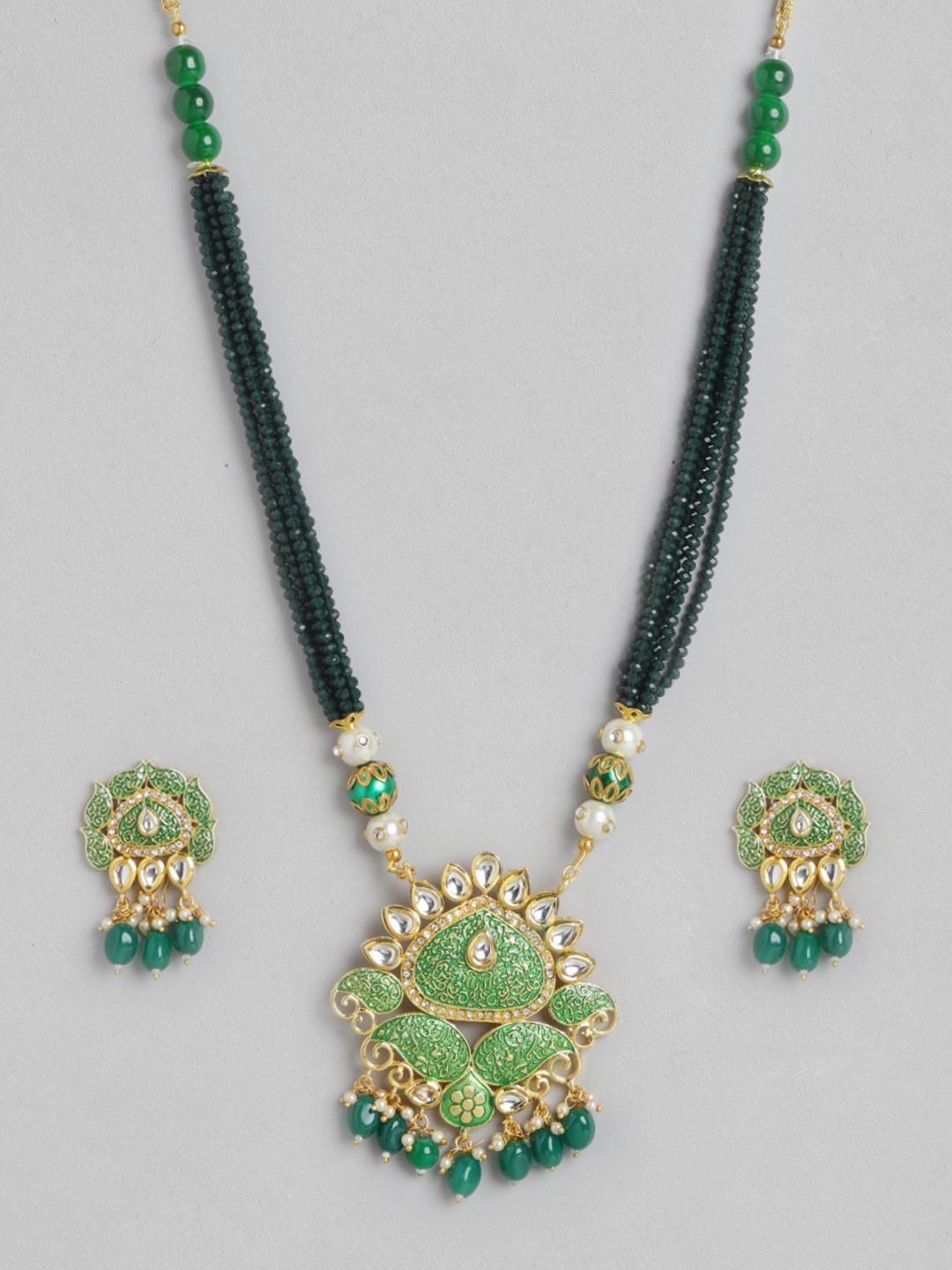 

Melani Borsa Green Gold-Plated Kundan Studded & Beaded Enamelled Jewellery Set