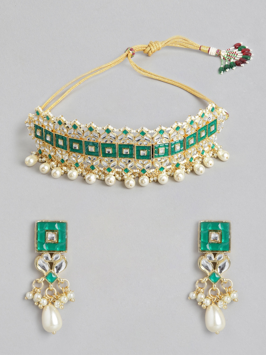 

Melani Borsa Green & Off-White Gold-Plated Kundan & Beaded Choker Jewellery Set