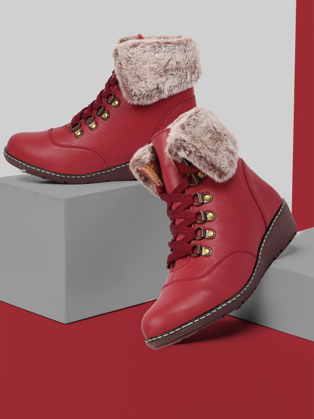 

ZAPATOZ Red PU Block Heeled Boots with Tassels