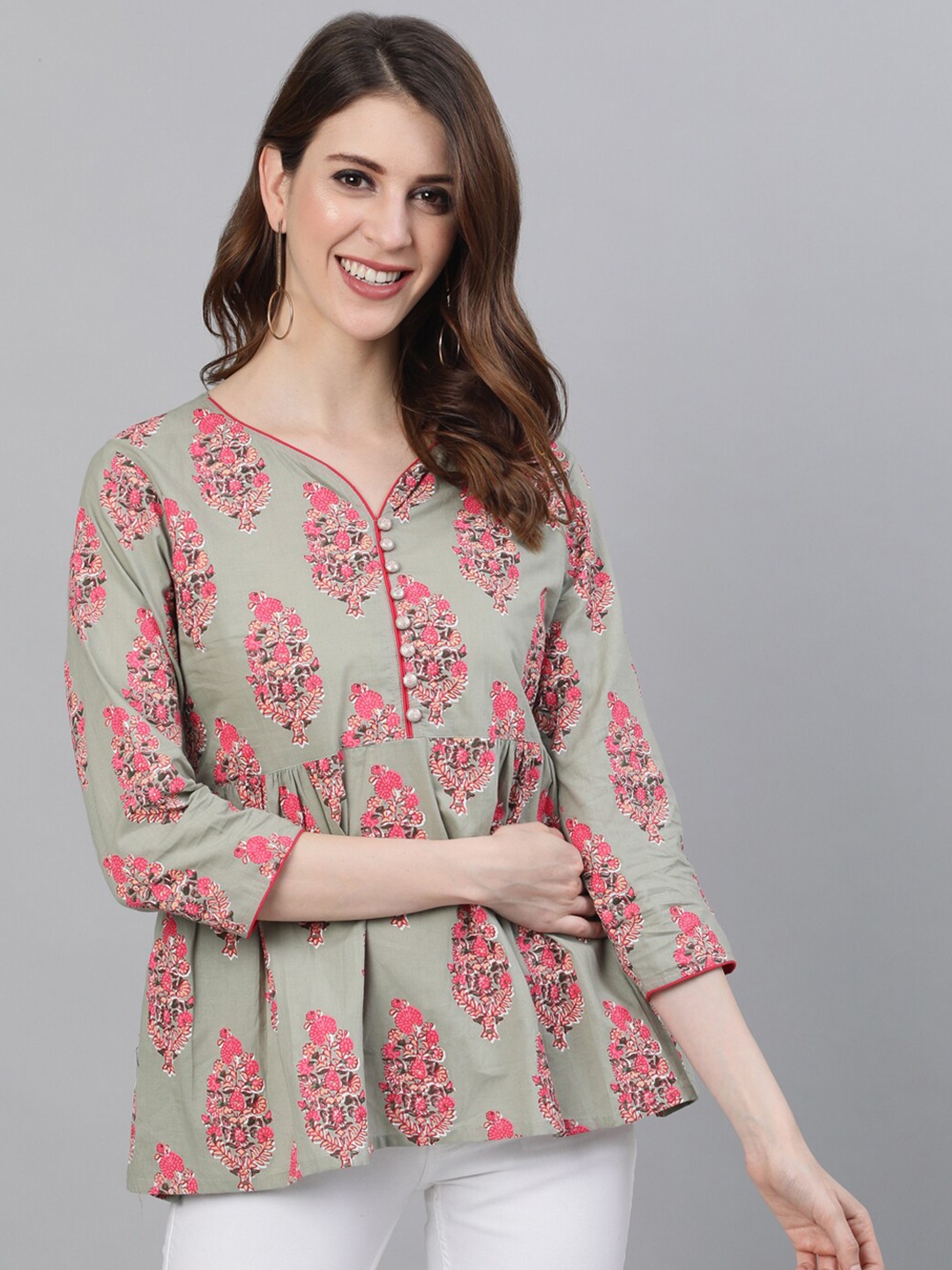 

Ishin Green Ethnic Motifs Printed A-line Top